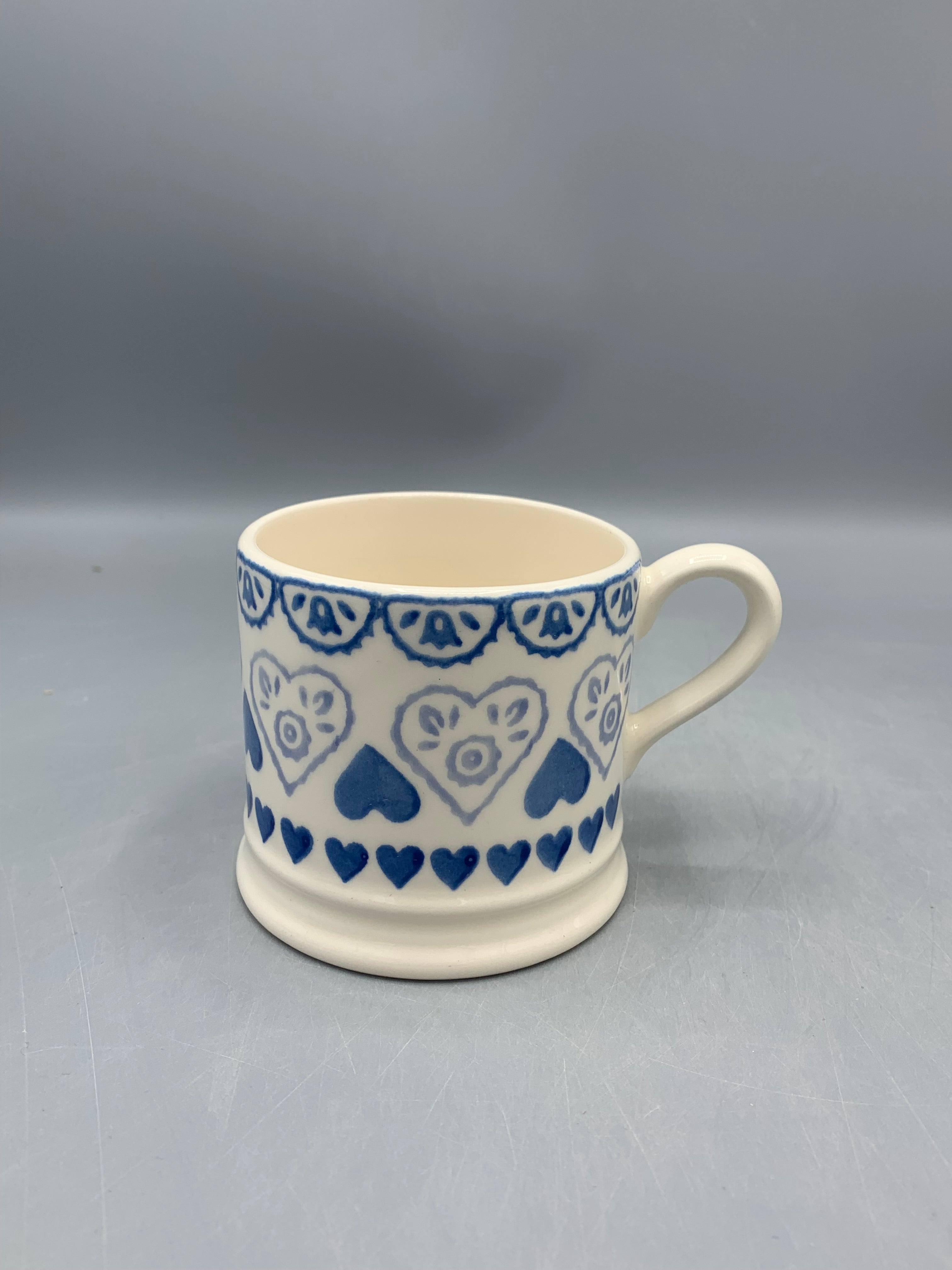 Small Mug Blue Sampler