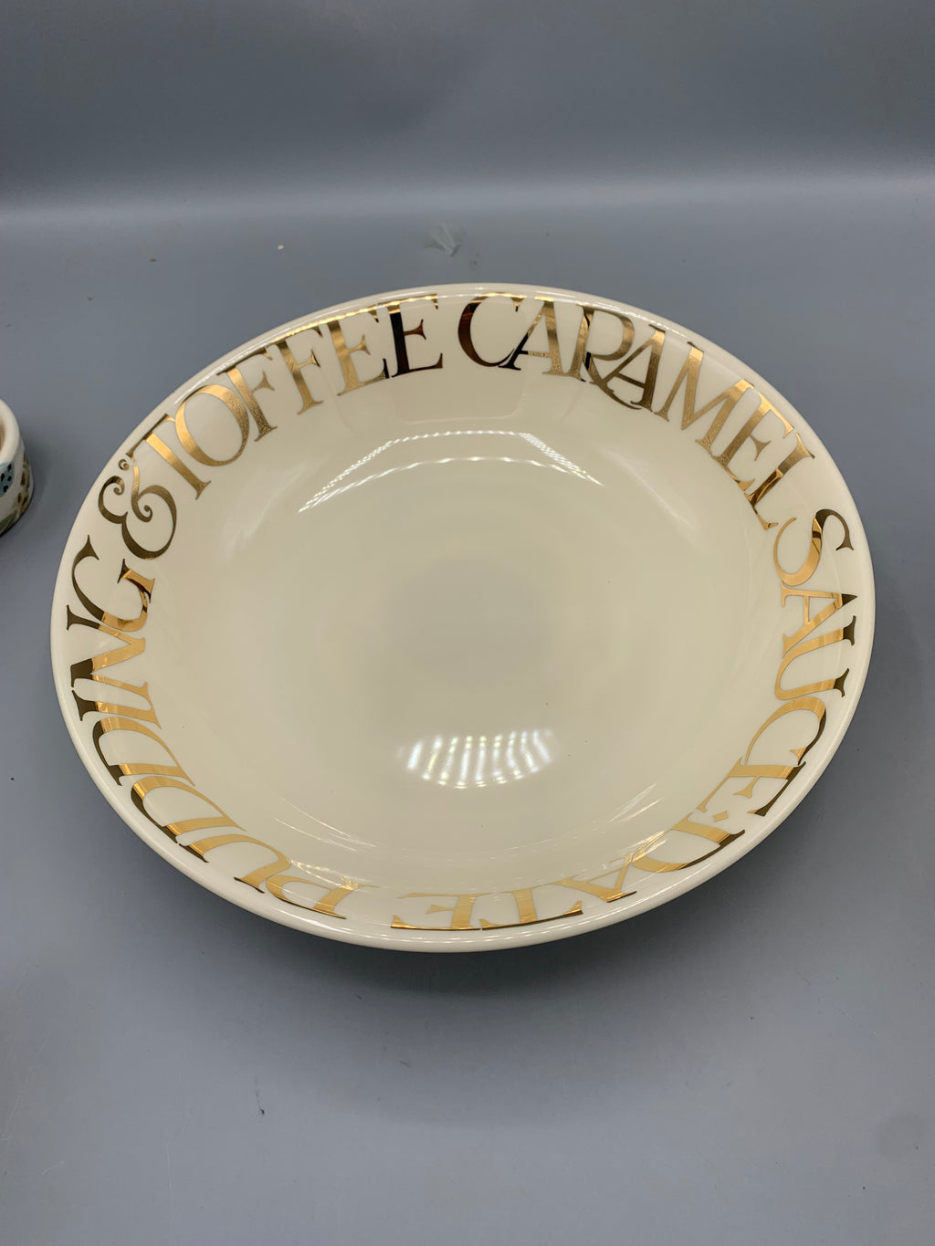 Medium Dish Gold Toast