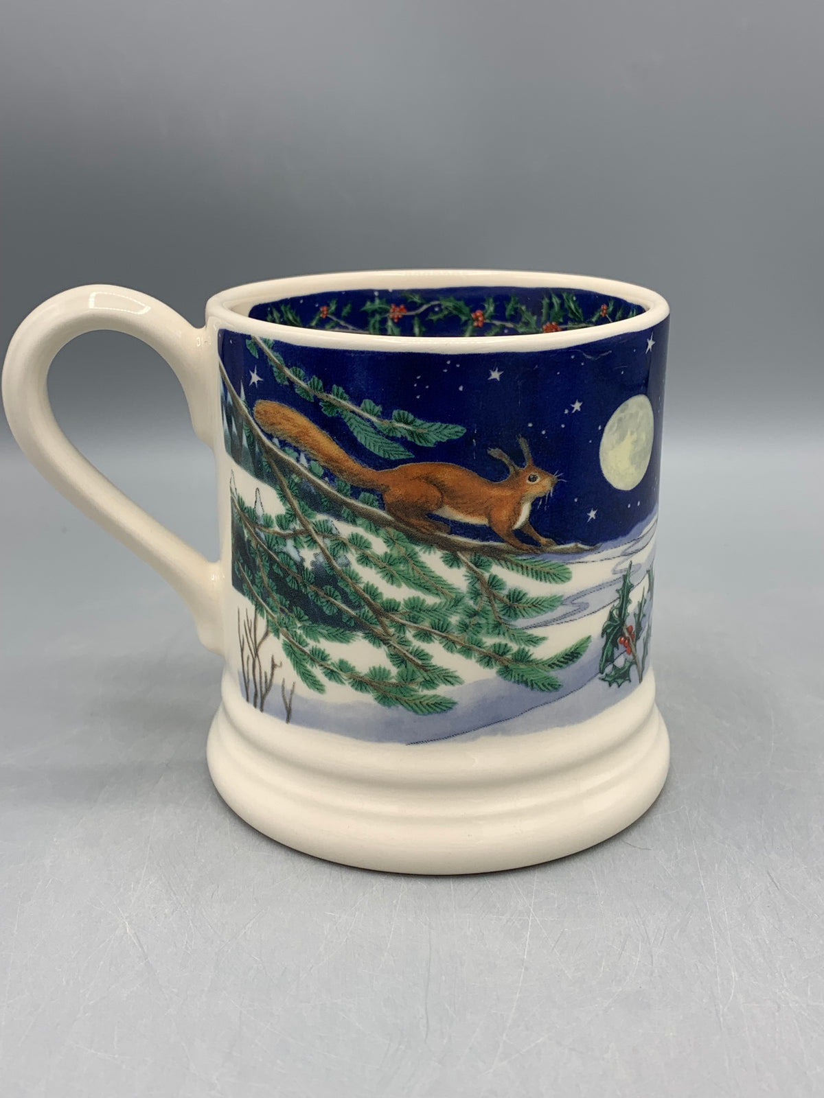 1/2 Pint Mug Midnight Squirrel