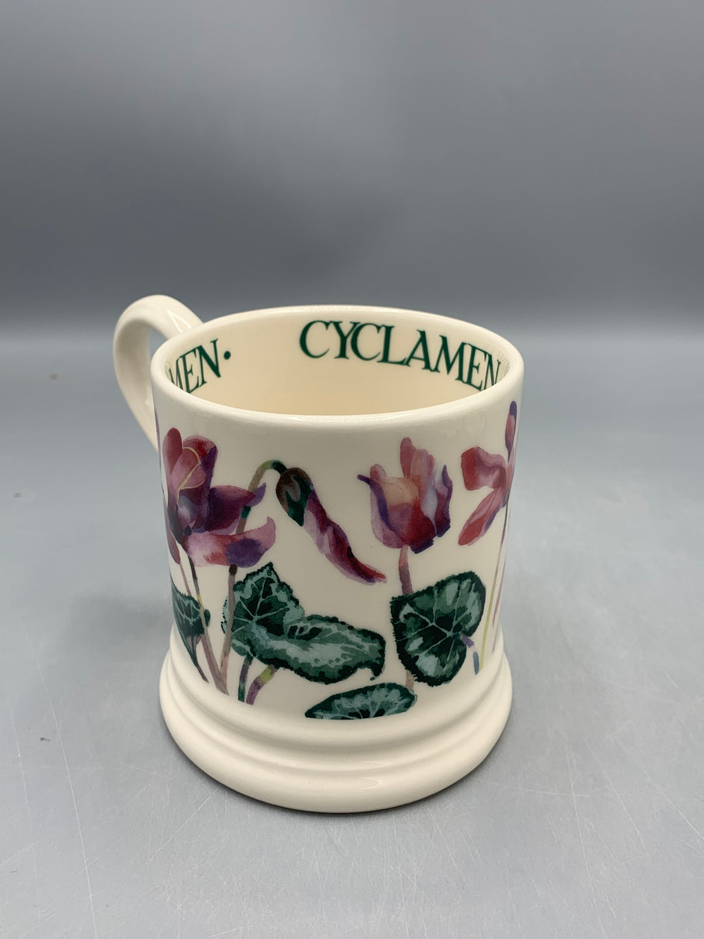 1/2 Pint Mug Cyclamen