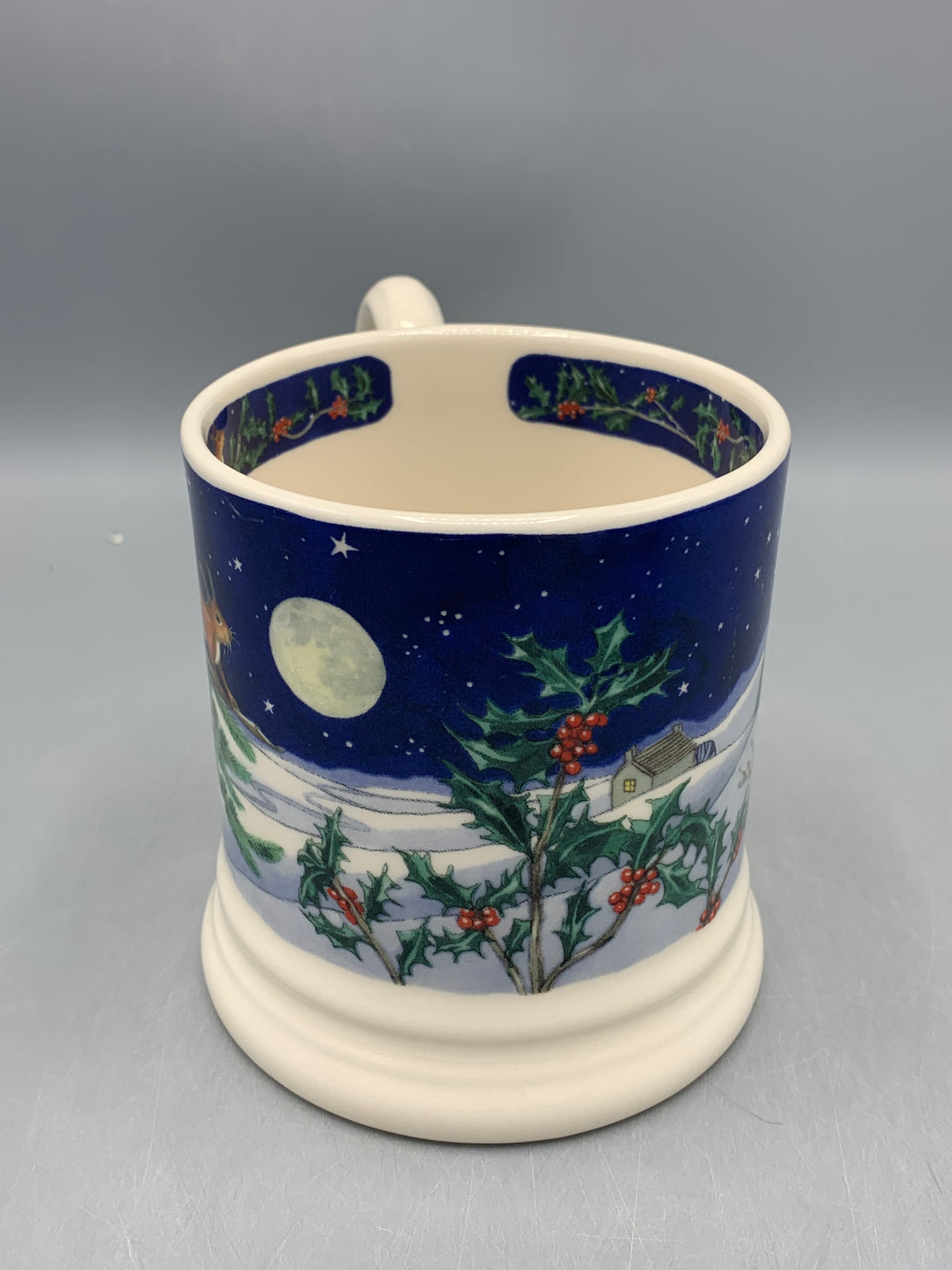 1/2 Pint Mug Midnight Squirrel