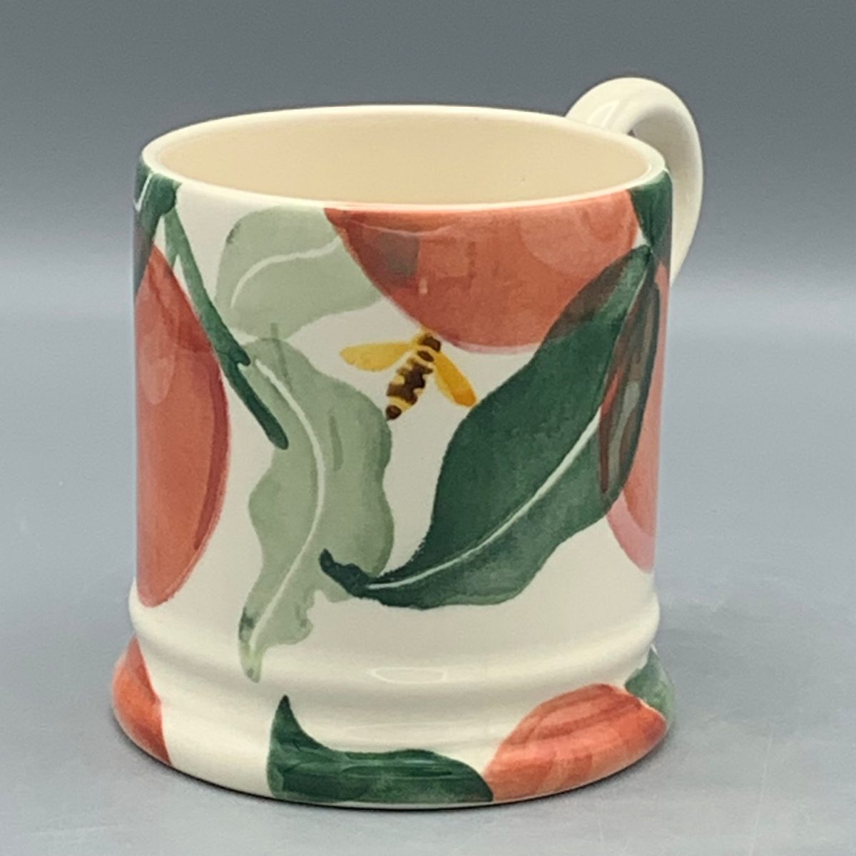 1/2 Pint Mug Peaches B Keus