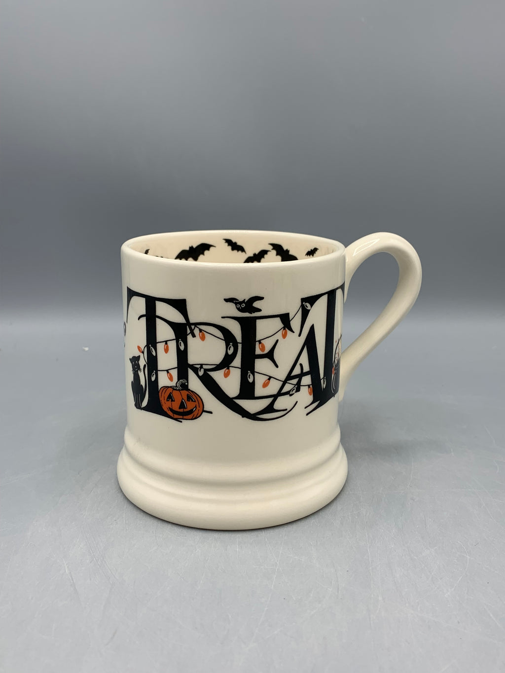 1/2 Pint Mug Trick or Treat