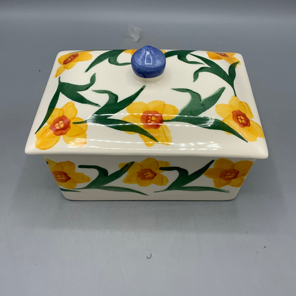 Small Butter Dish Windblown Daffodils