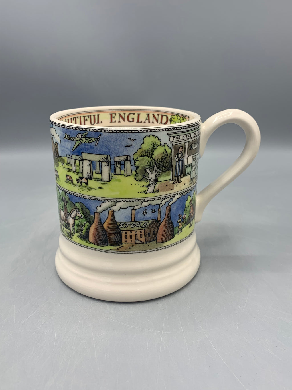 1/2 Pint Mug Beautiful England