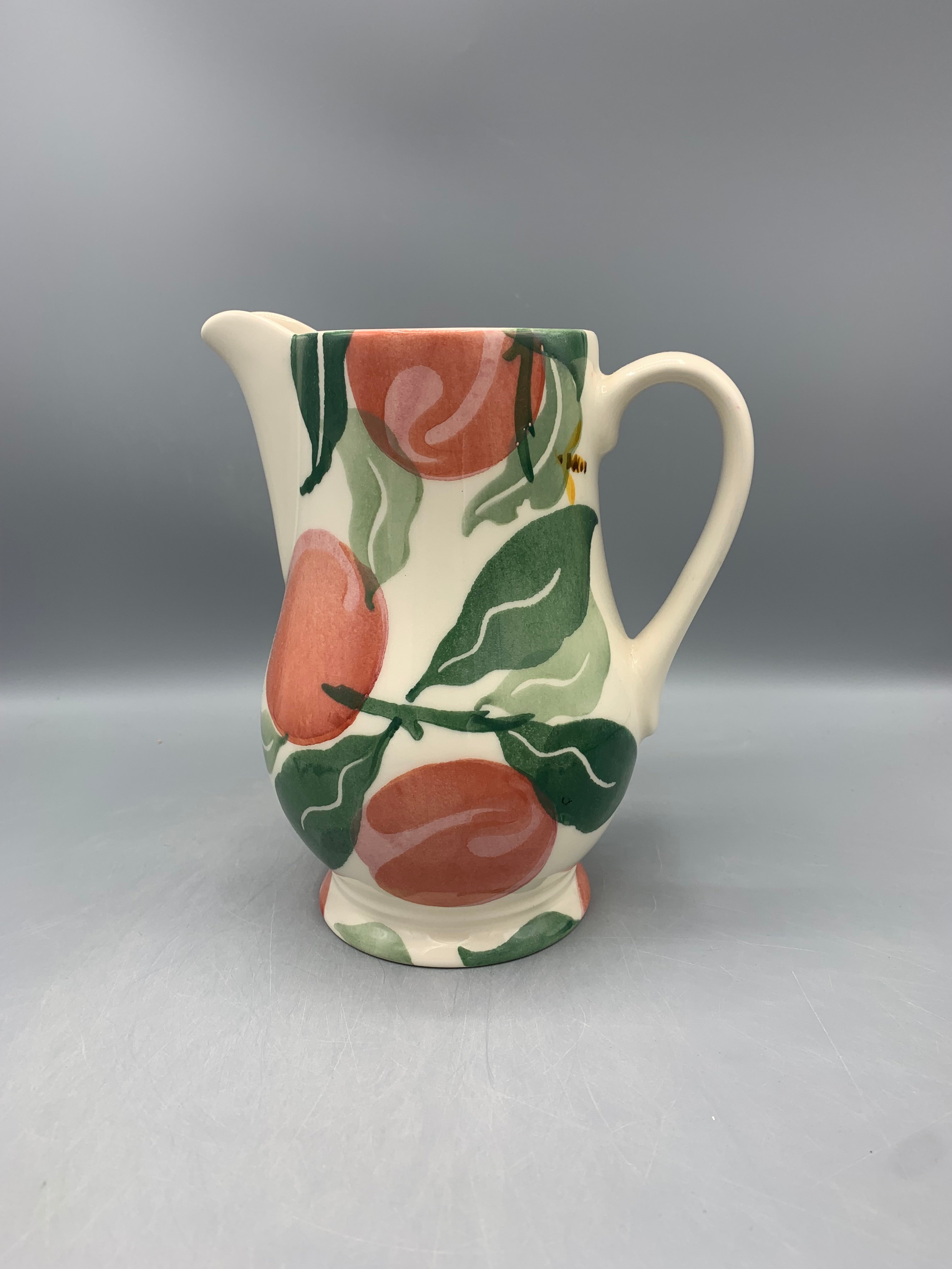 Milk Jug Peaches B Keus
