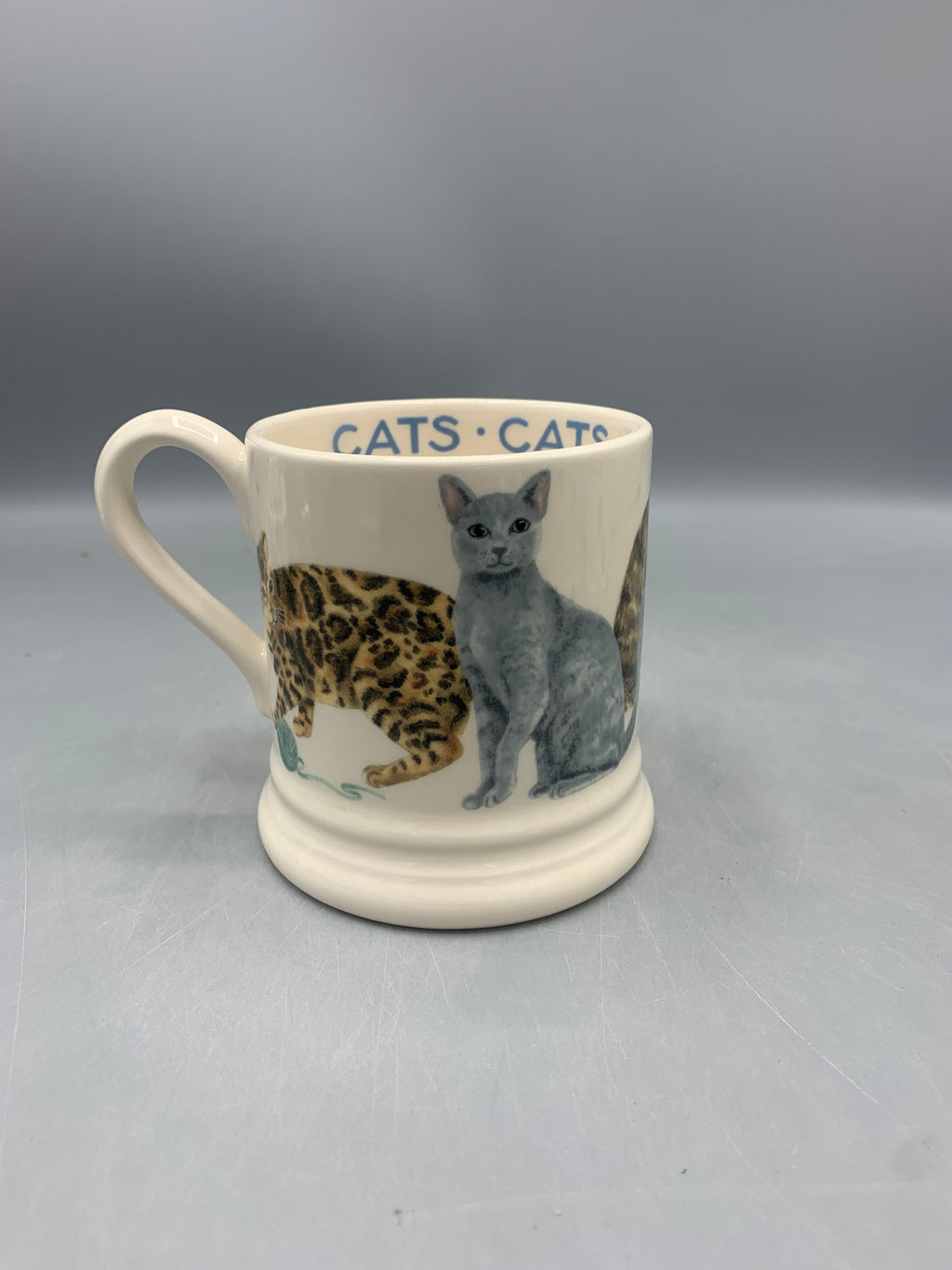 1/2 Pint Mug Cats All Over
