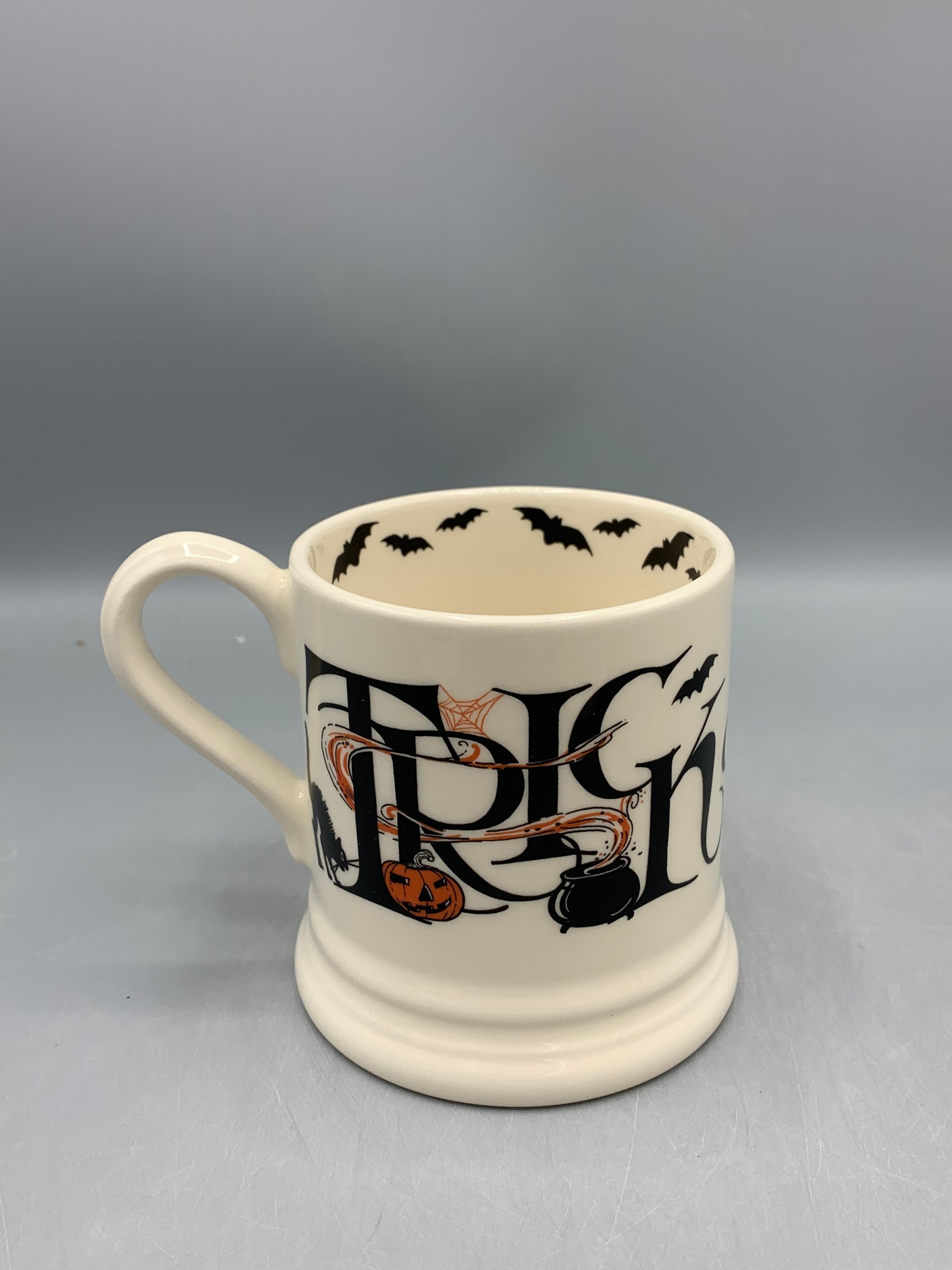 1/2 Pint Mug Trick or Treat