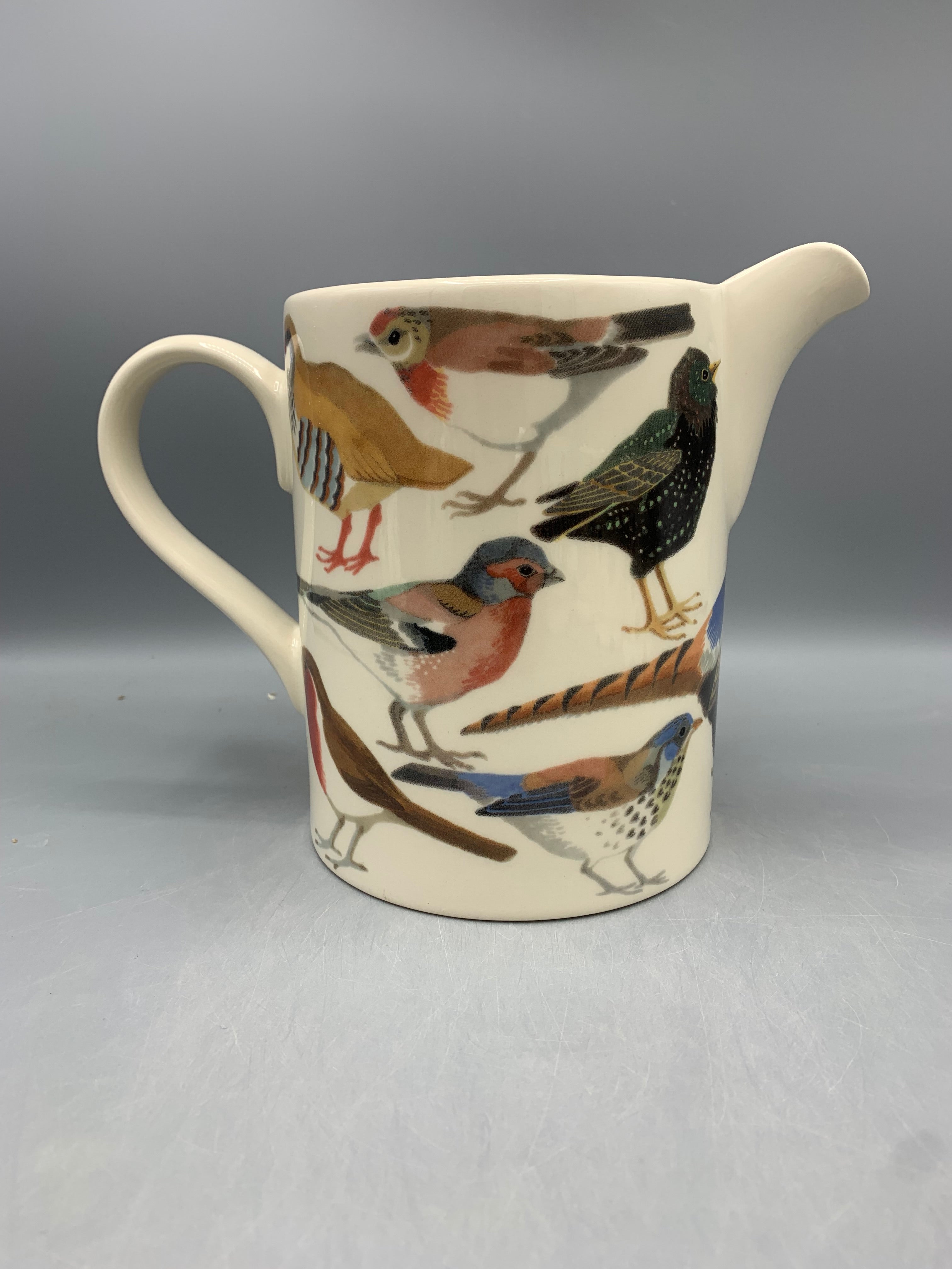 Large Straight Jug British Birds