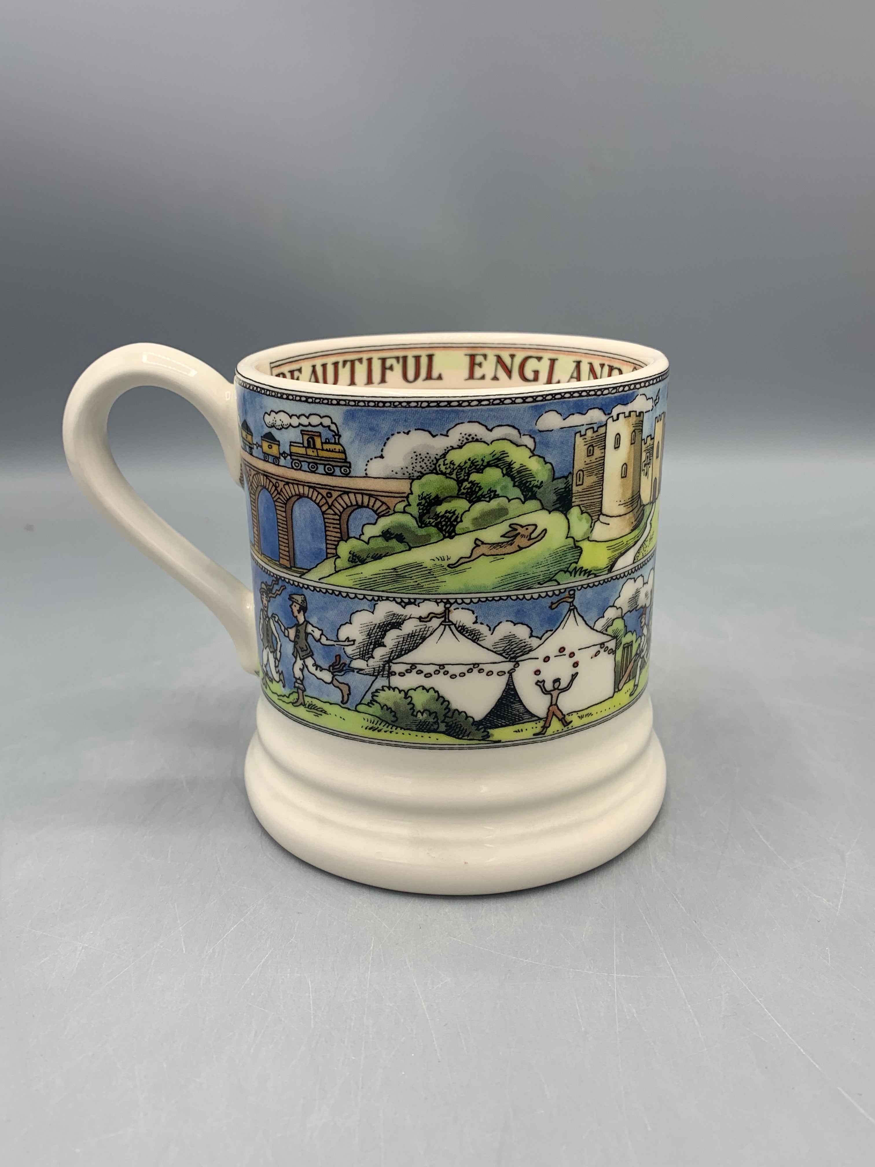 1/2 Pint Mug Beautiful England
