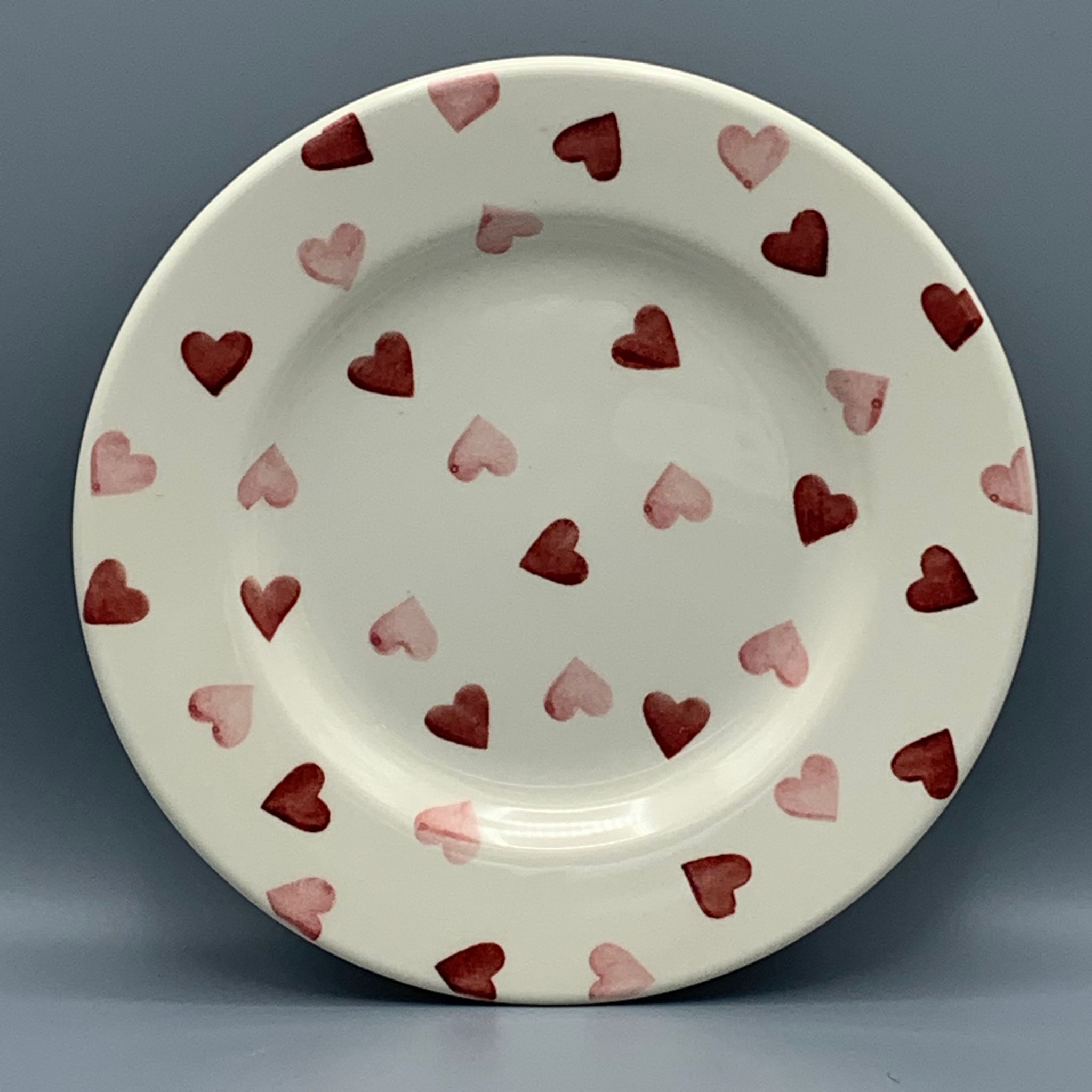 8 1/2 Inch Plate Pink Hearts