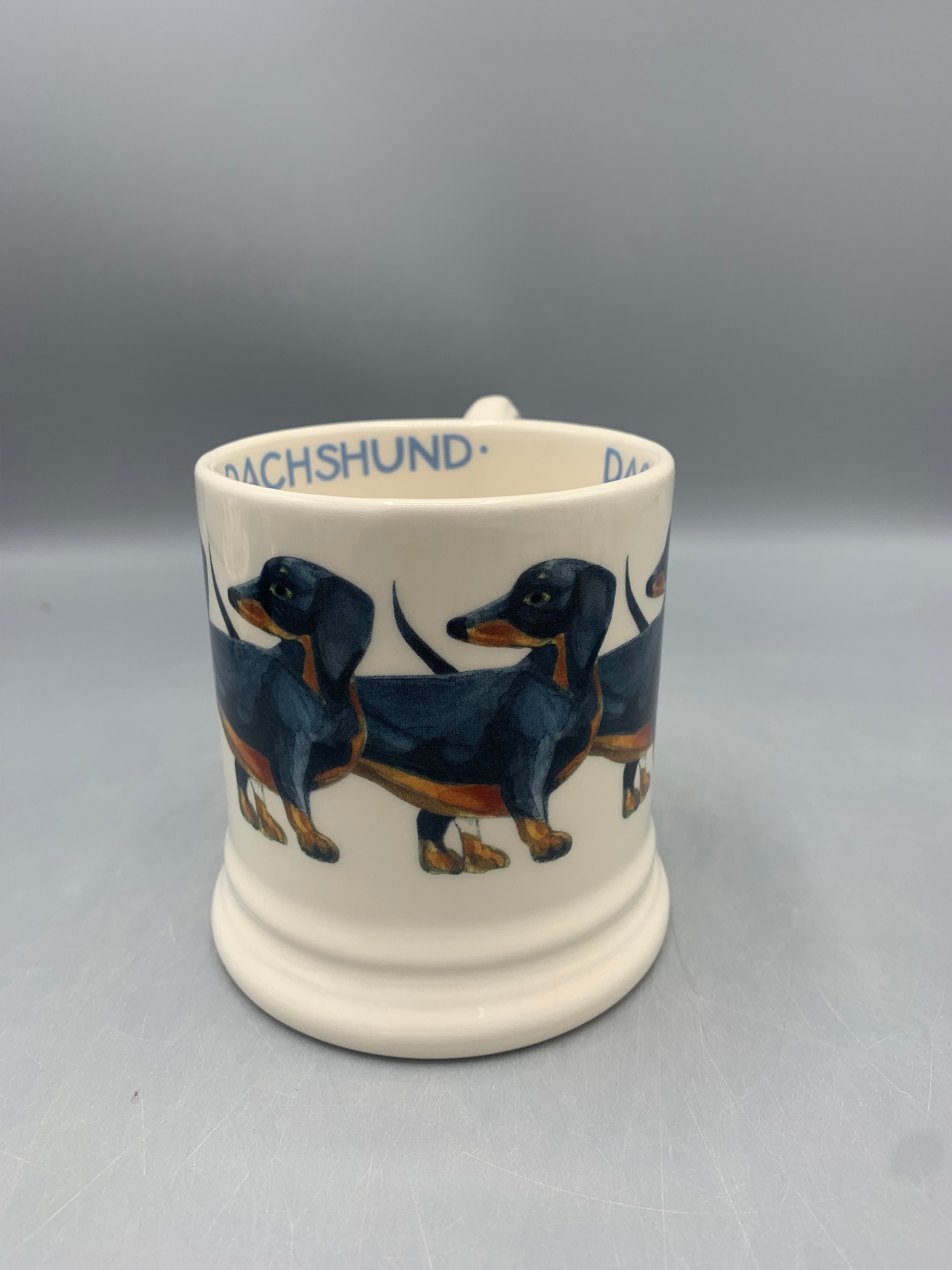 1/2 Pint Mug Dachshund