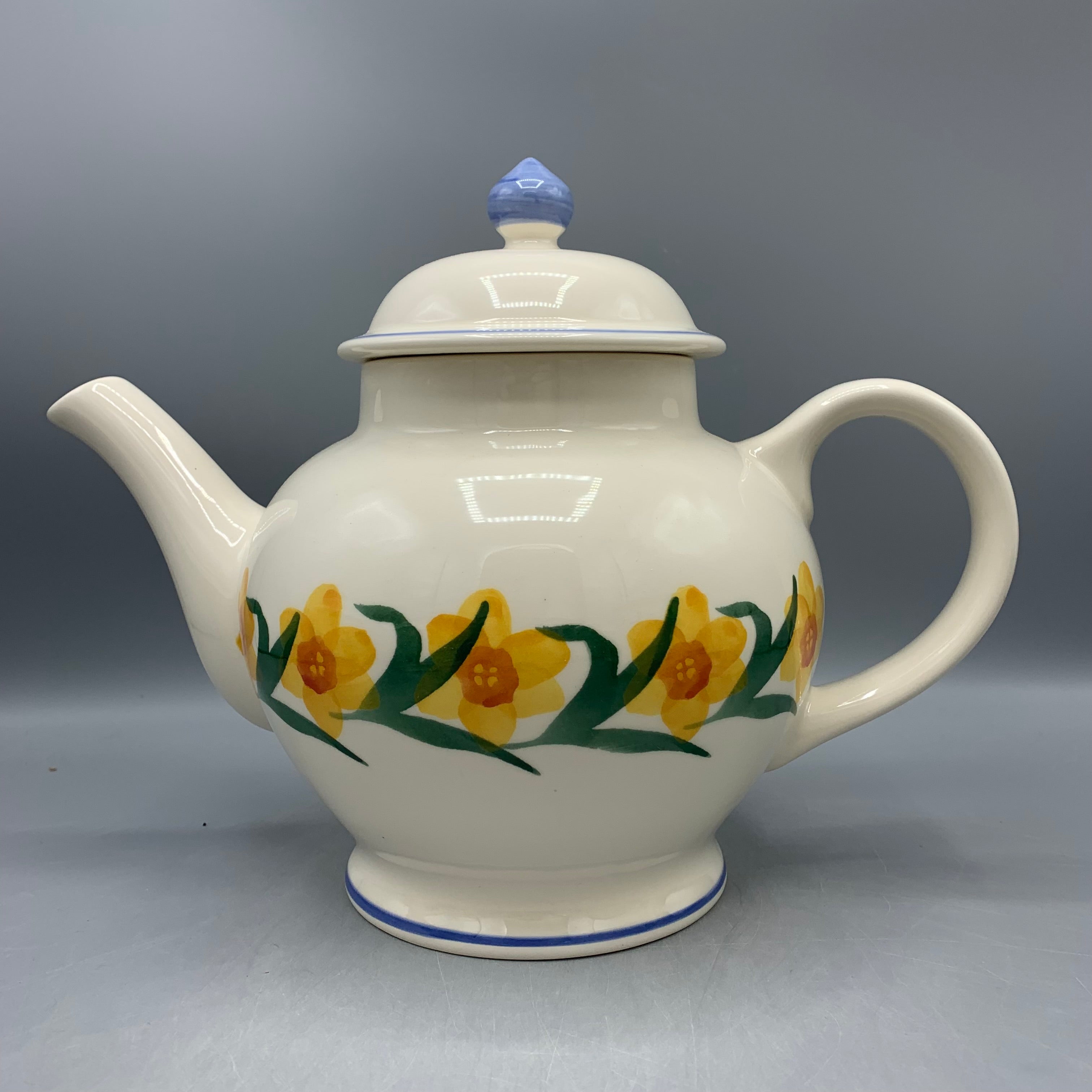 4 Mug Teapot Windblown Daffodils B Keus