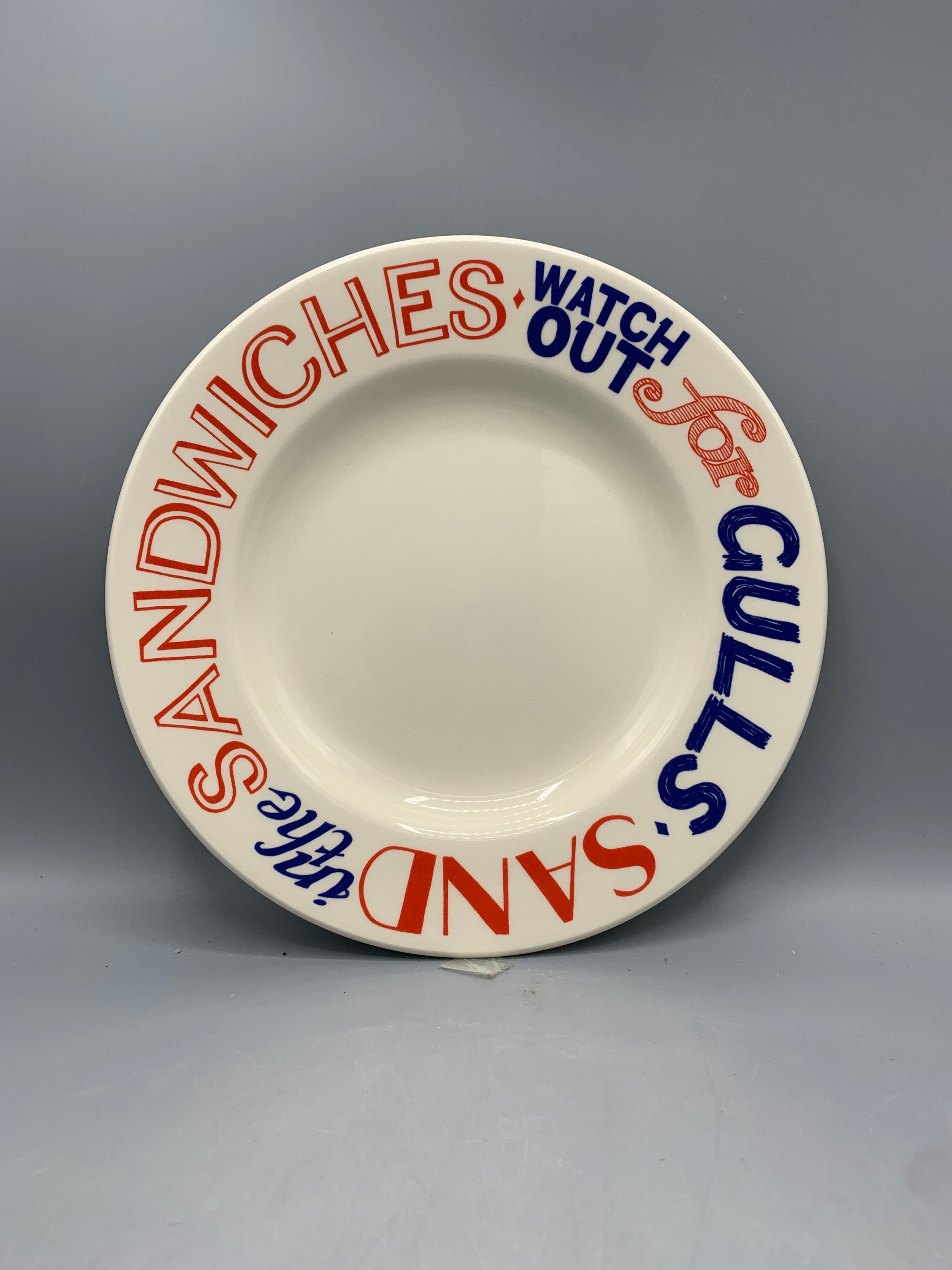 8 1/2 Inch Plate Red & Blue Toast