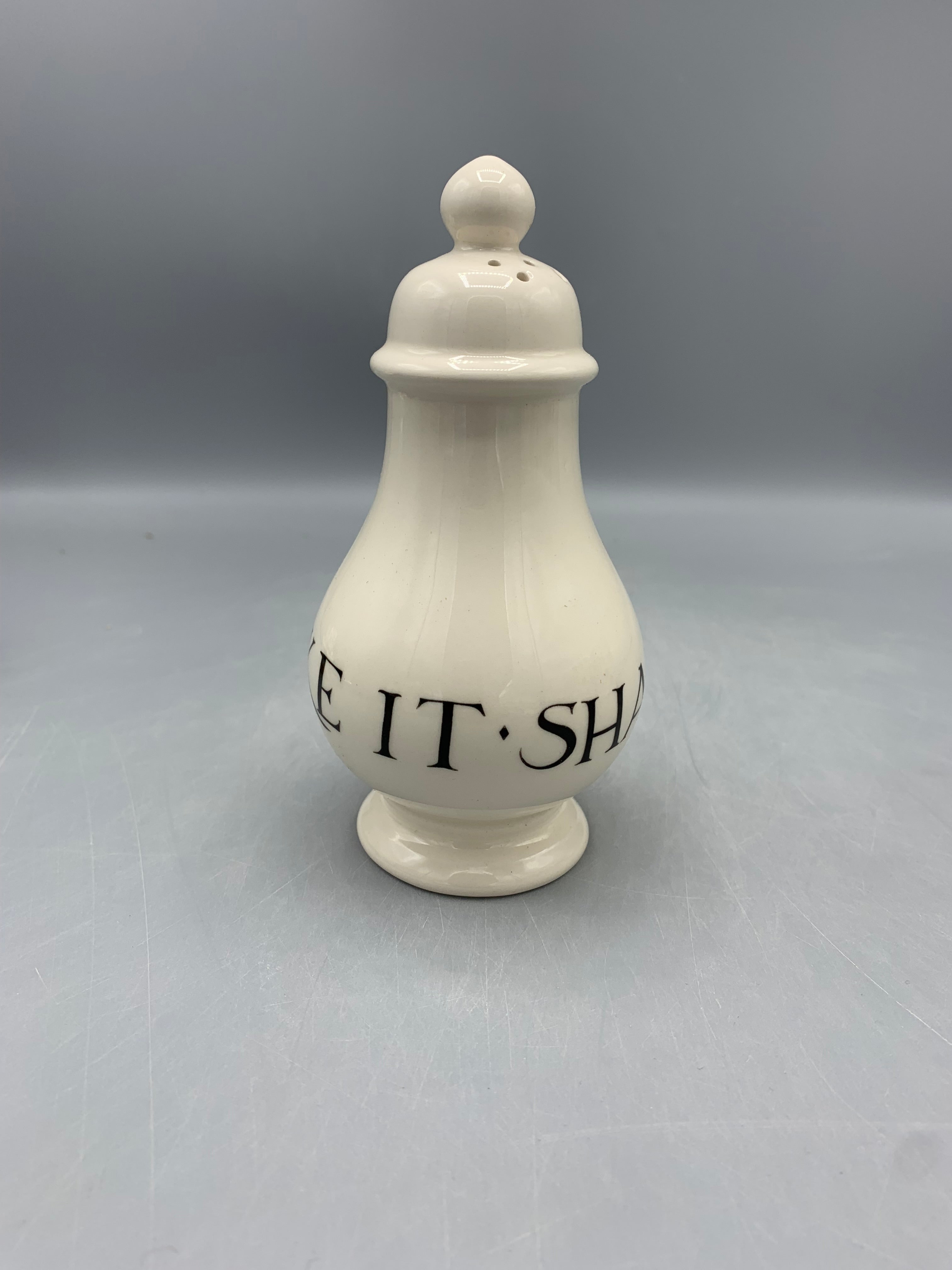 Sugar Shaker Black Toast