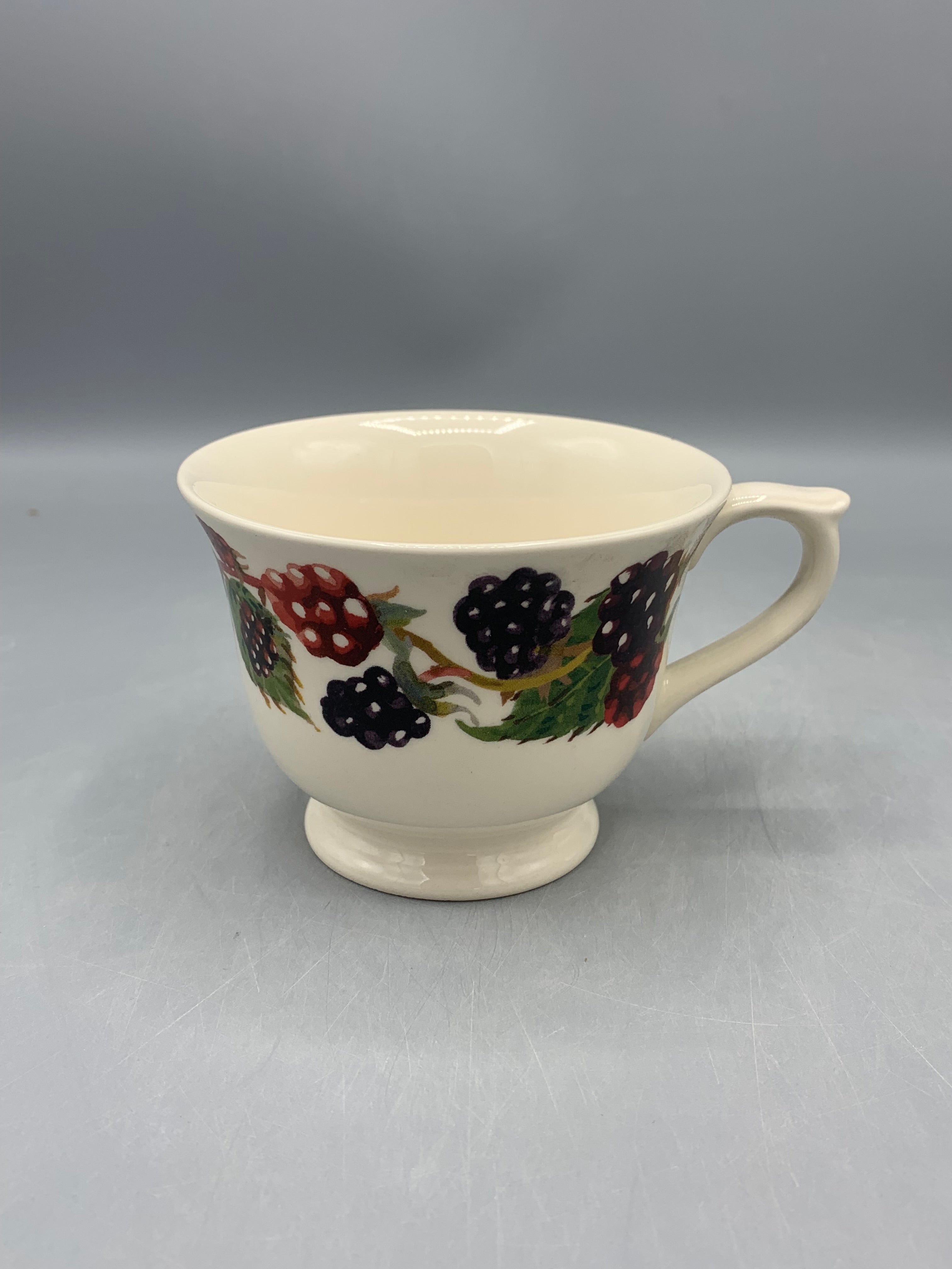Small Teacup &amp; Saucer Blackberry