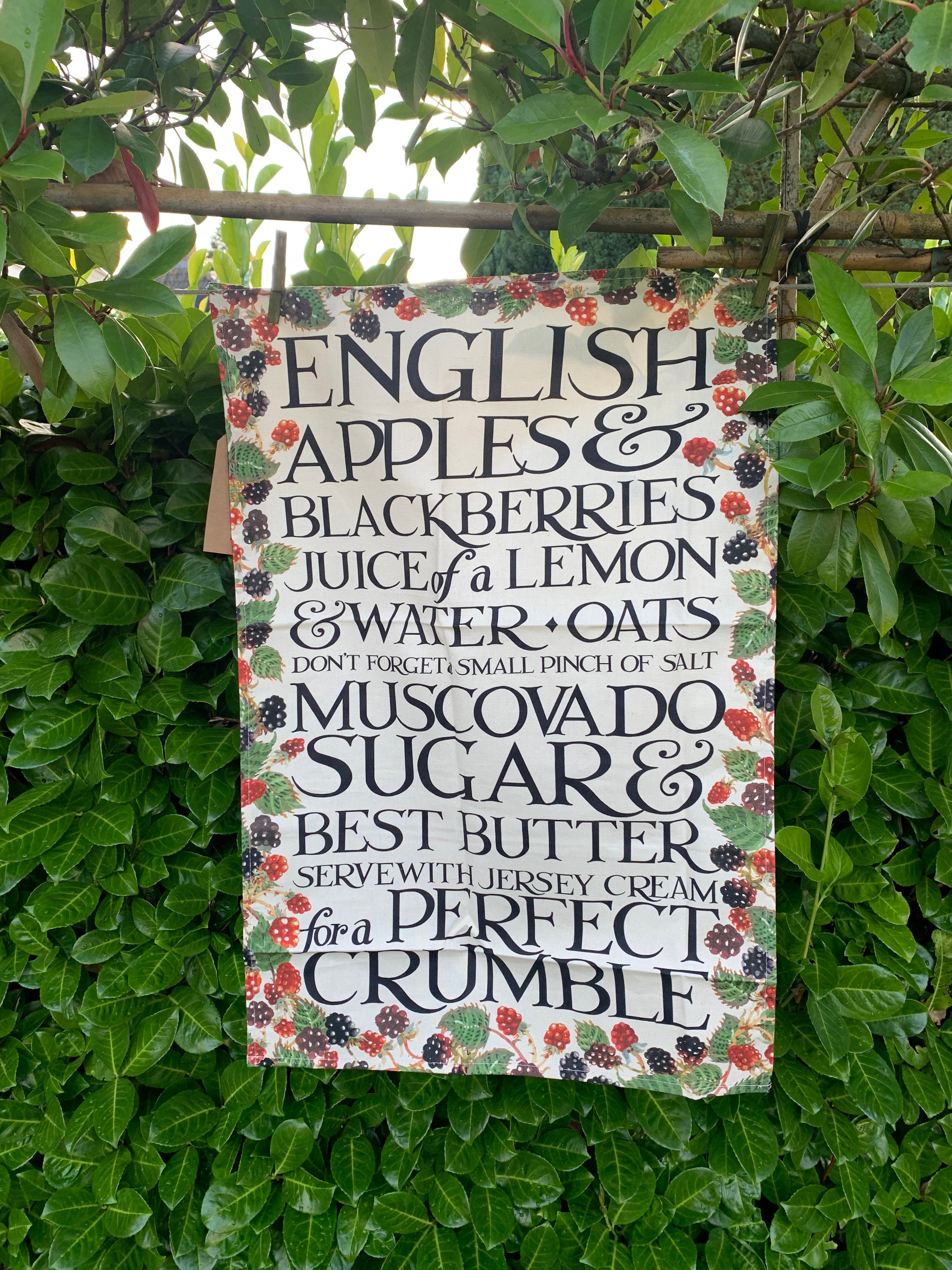 Tea Towel Blackberry Crumble