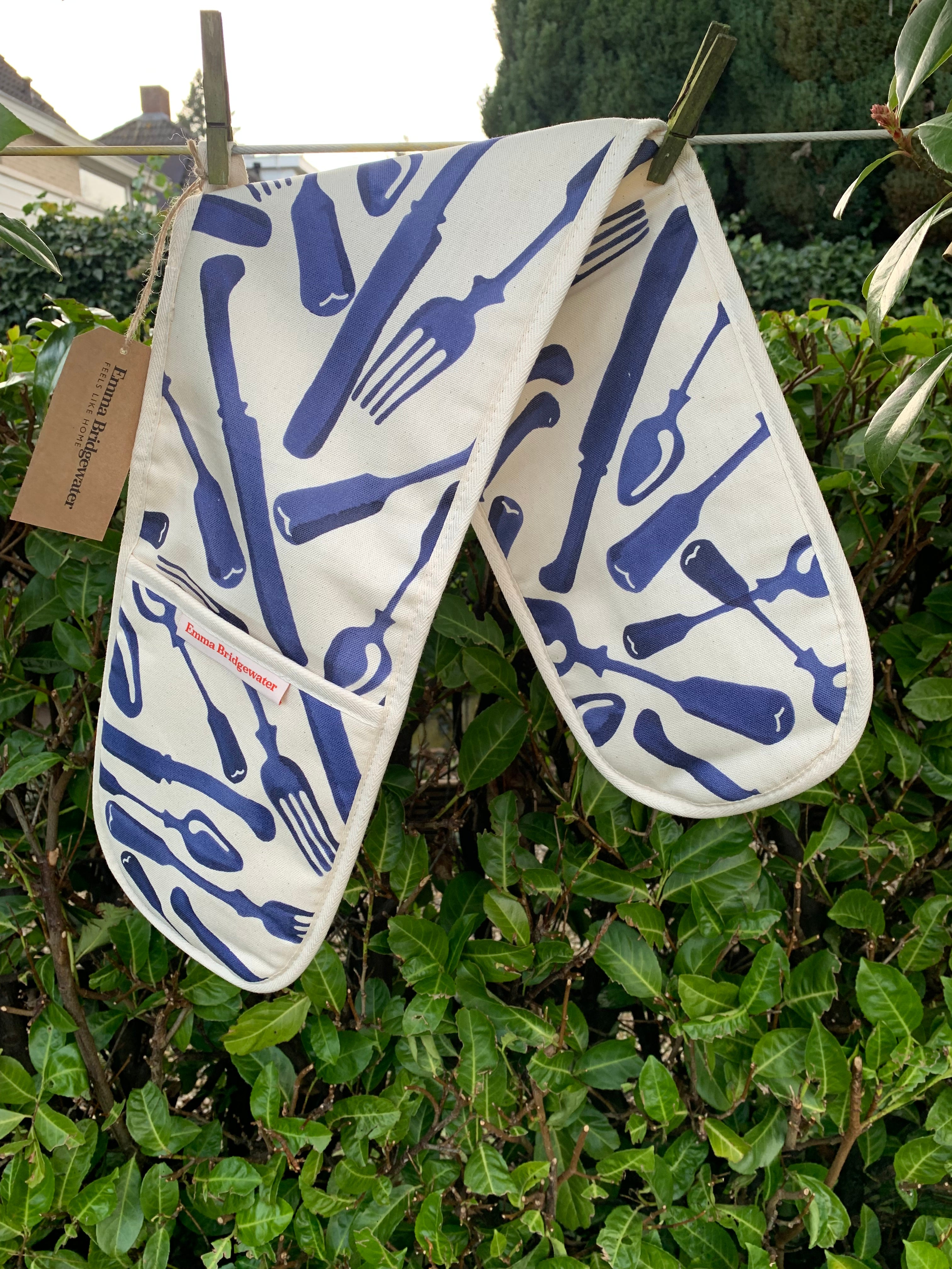 Oven Glove Knives & Forks