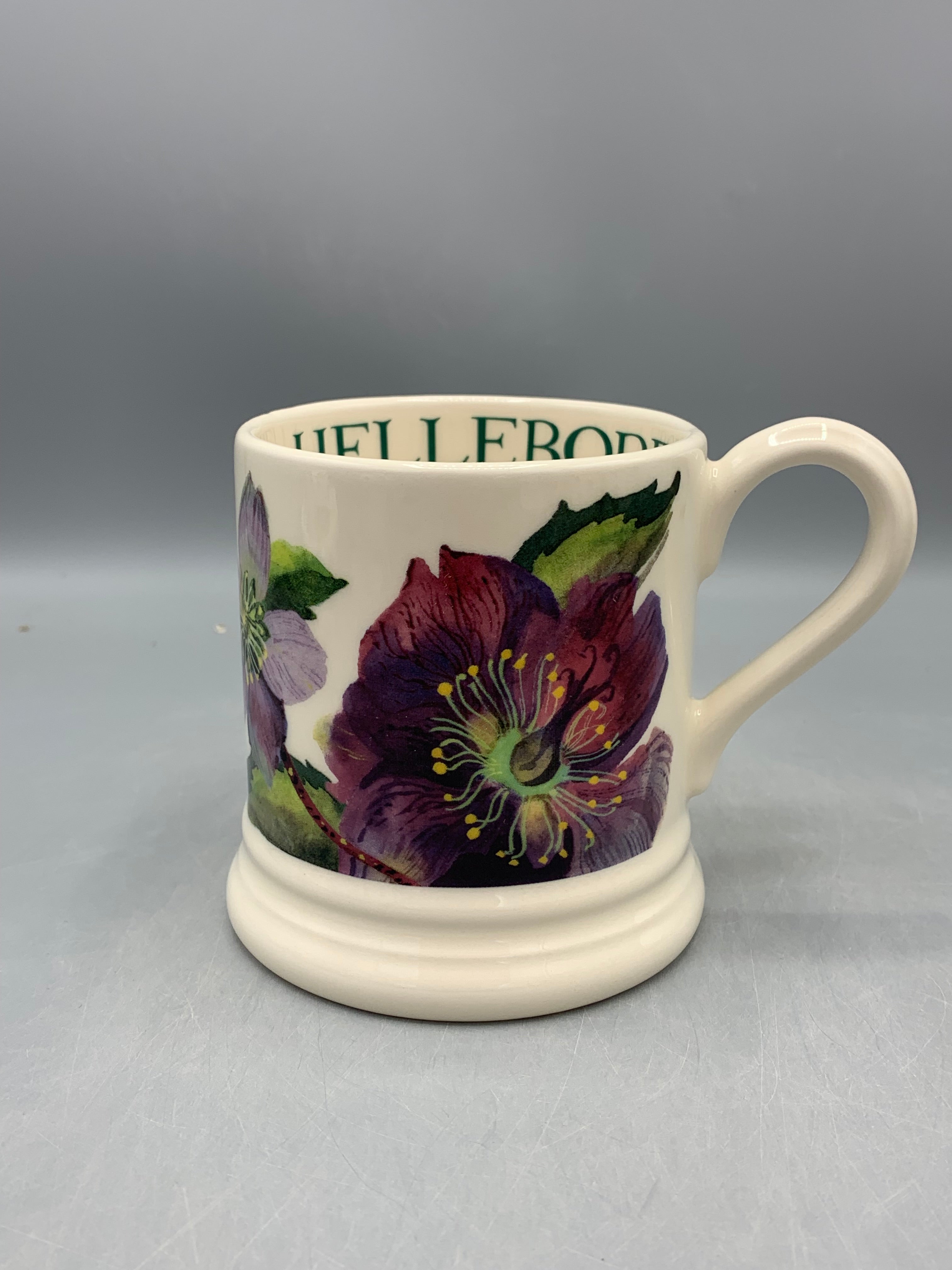 1/2 Pint Mug Hellebore