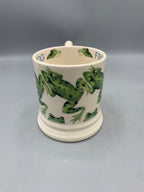 1/2 Pint Mug Frog