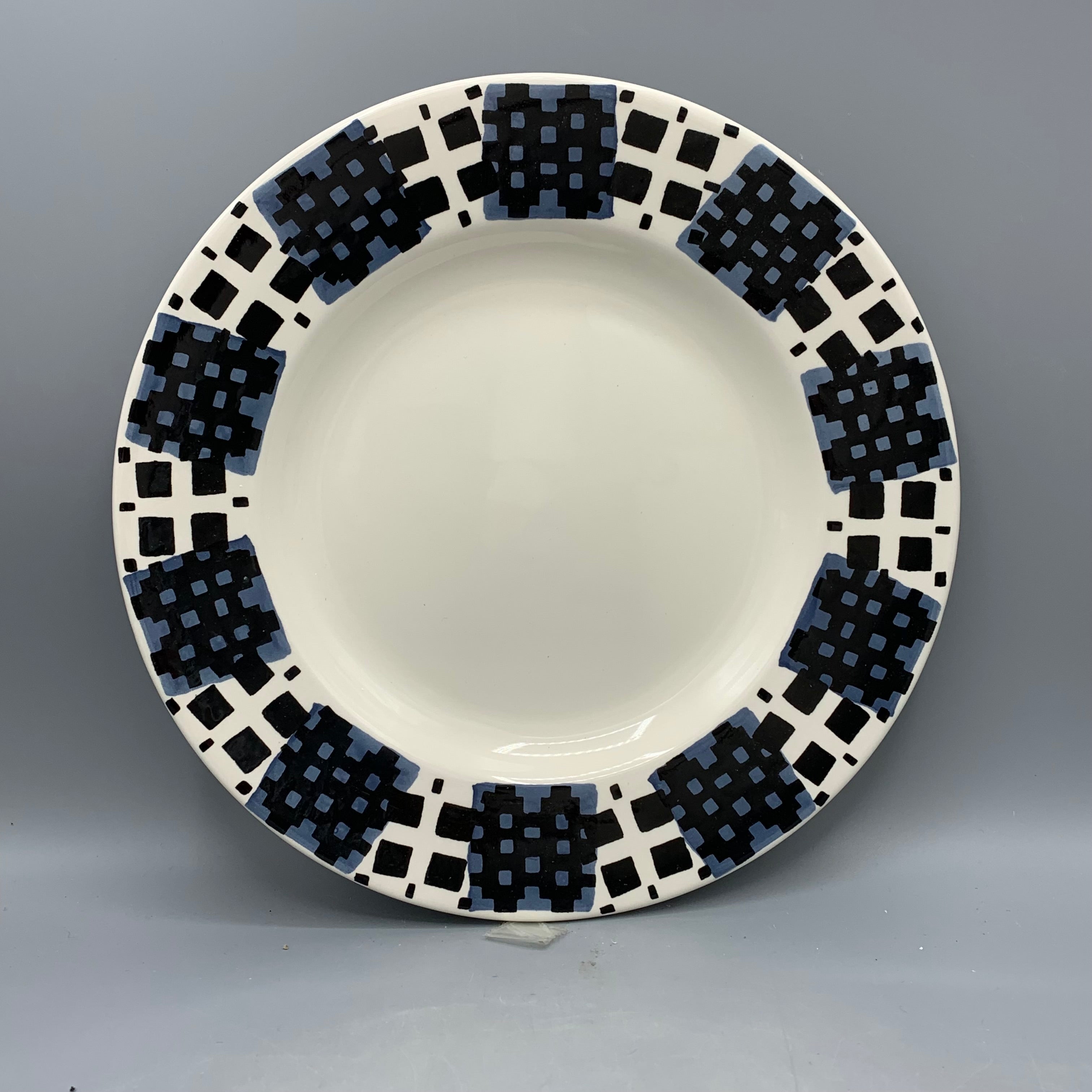 8 1/2 Inch Plate Stormy Blue Blankets