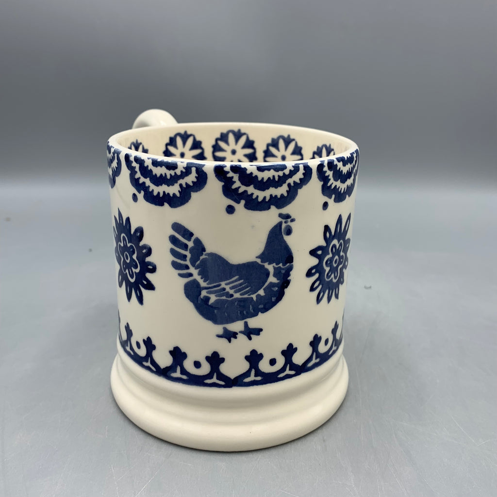 1/2 Pint Mug Blue Hen &amp; Border Mum