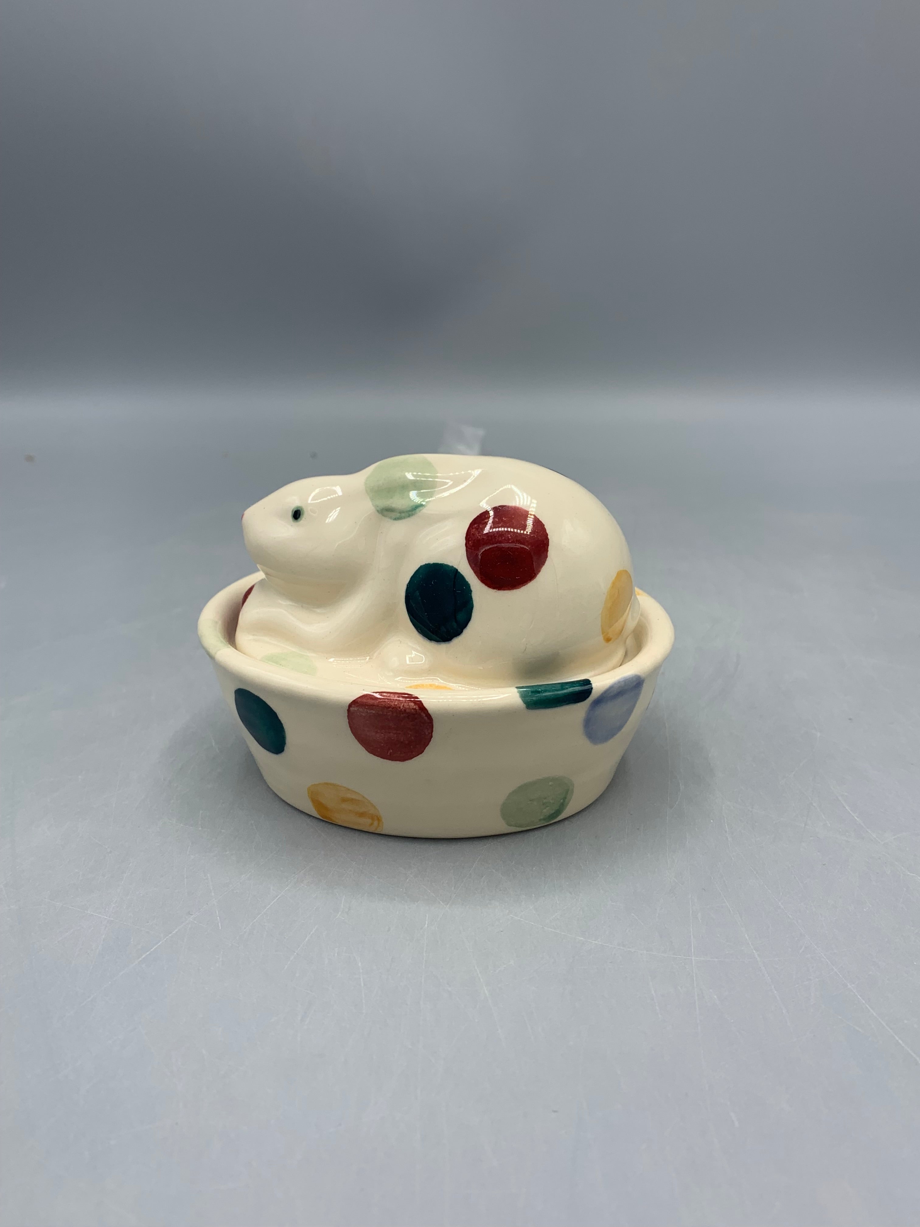 Bunny On Basket Polka Dot Tweedehands