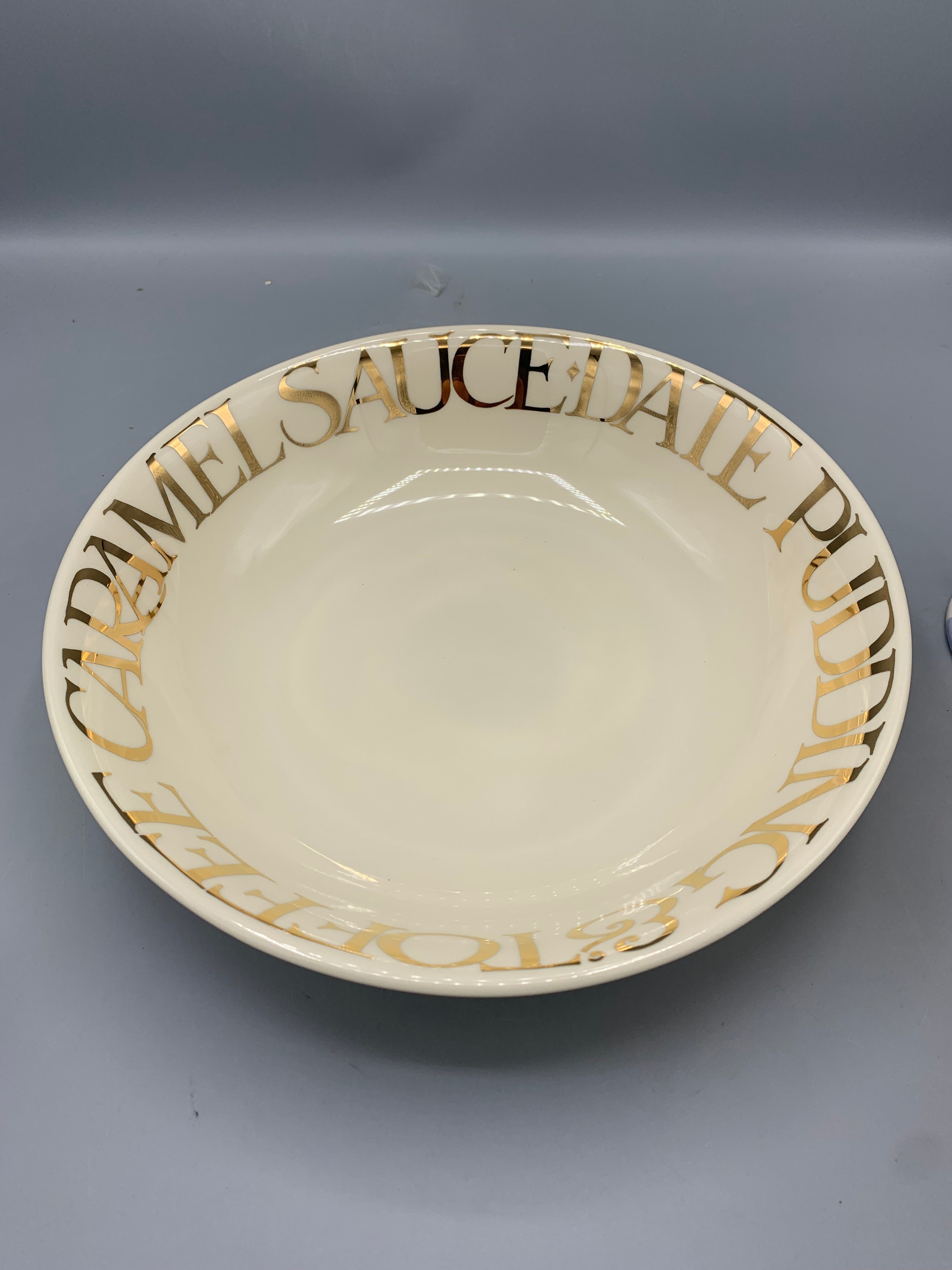 Medium Dish Gold Toast