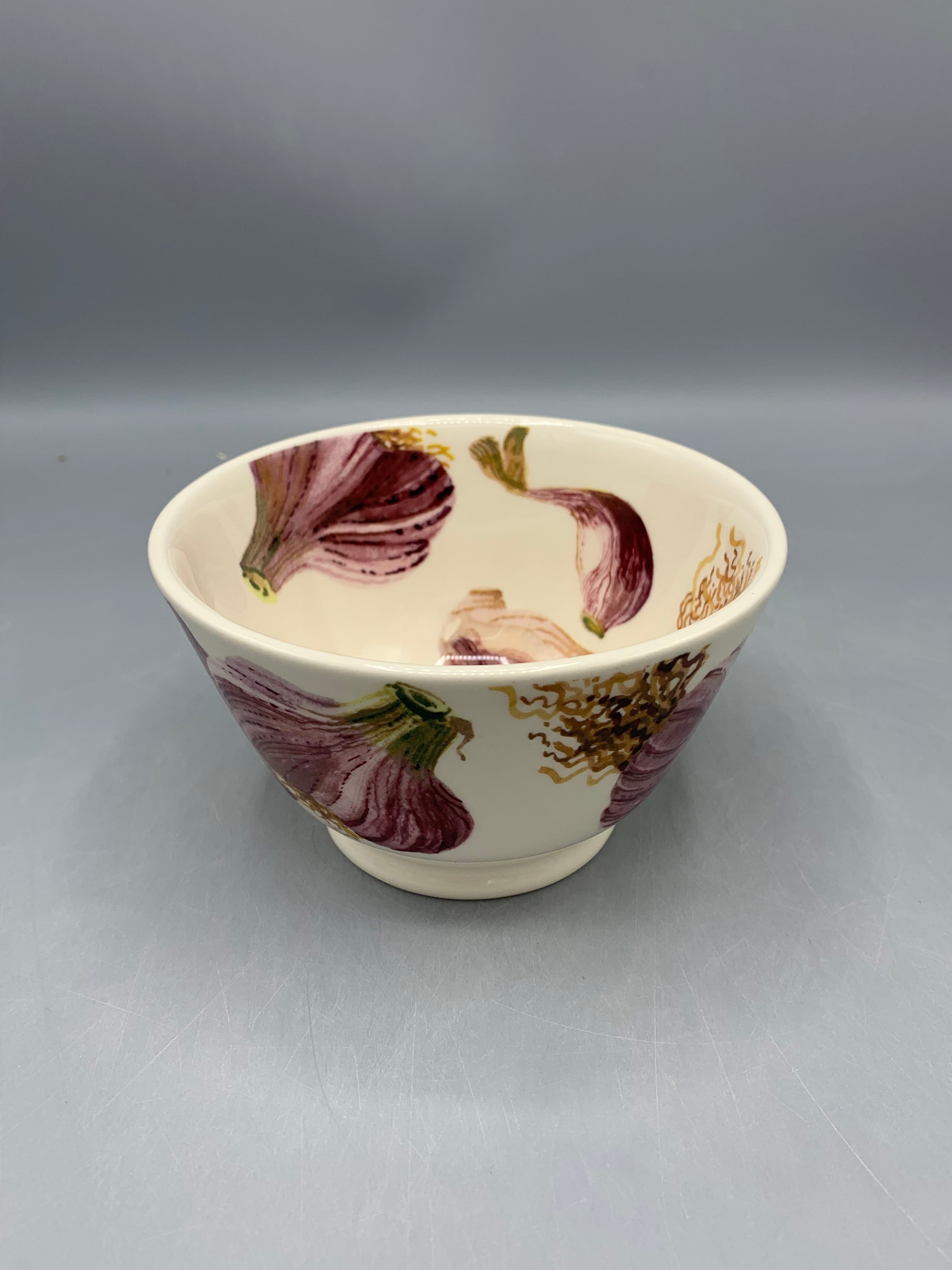 Small Old Bowl Garlic