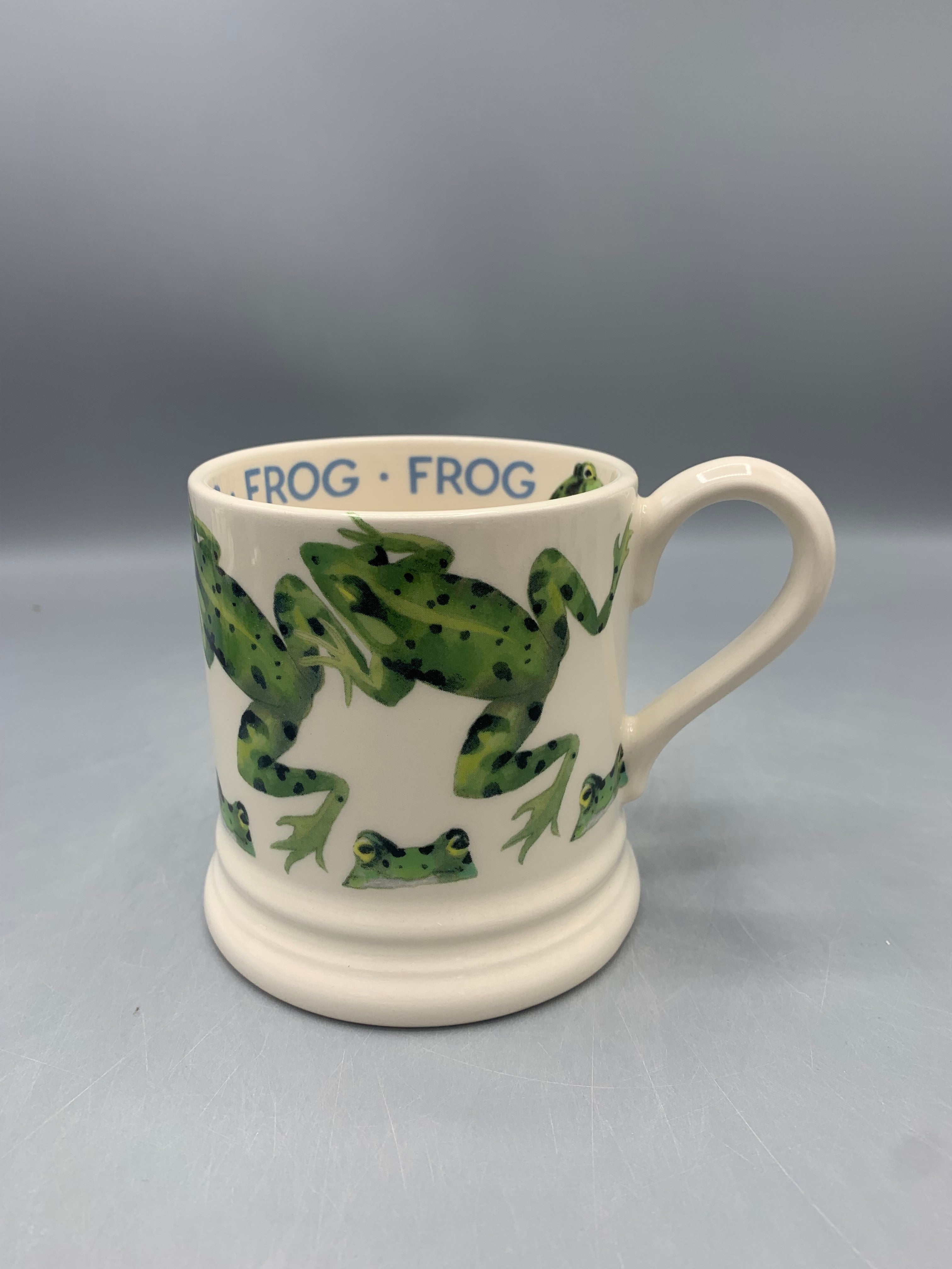 1/2 Pint Mug Frog