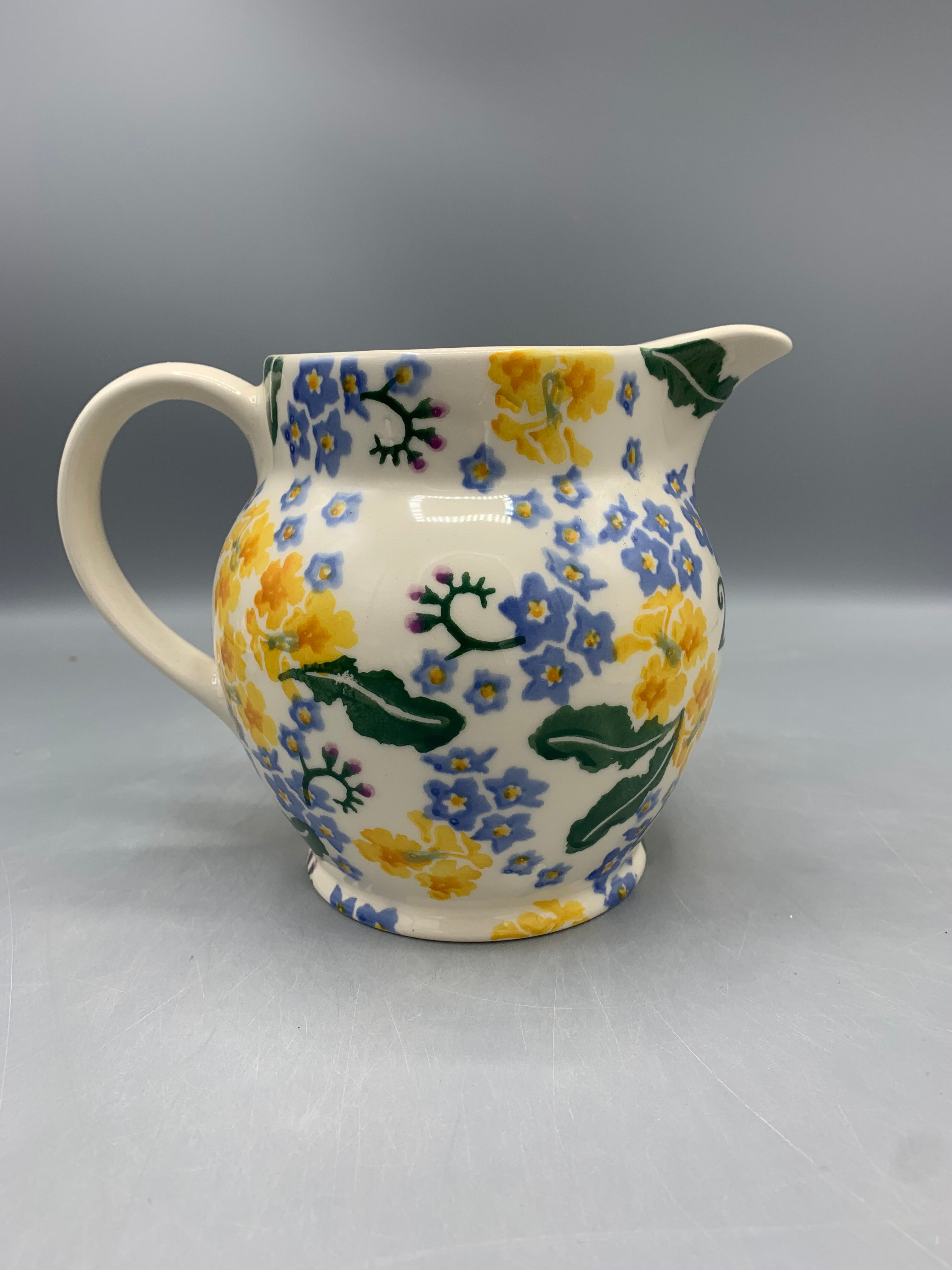 1 1/2 pint jug Forget Me Not & Primrose Year Jug 2022