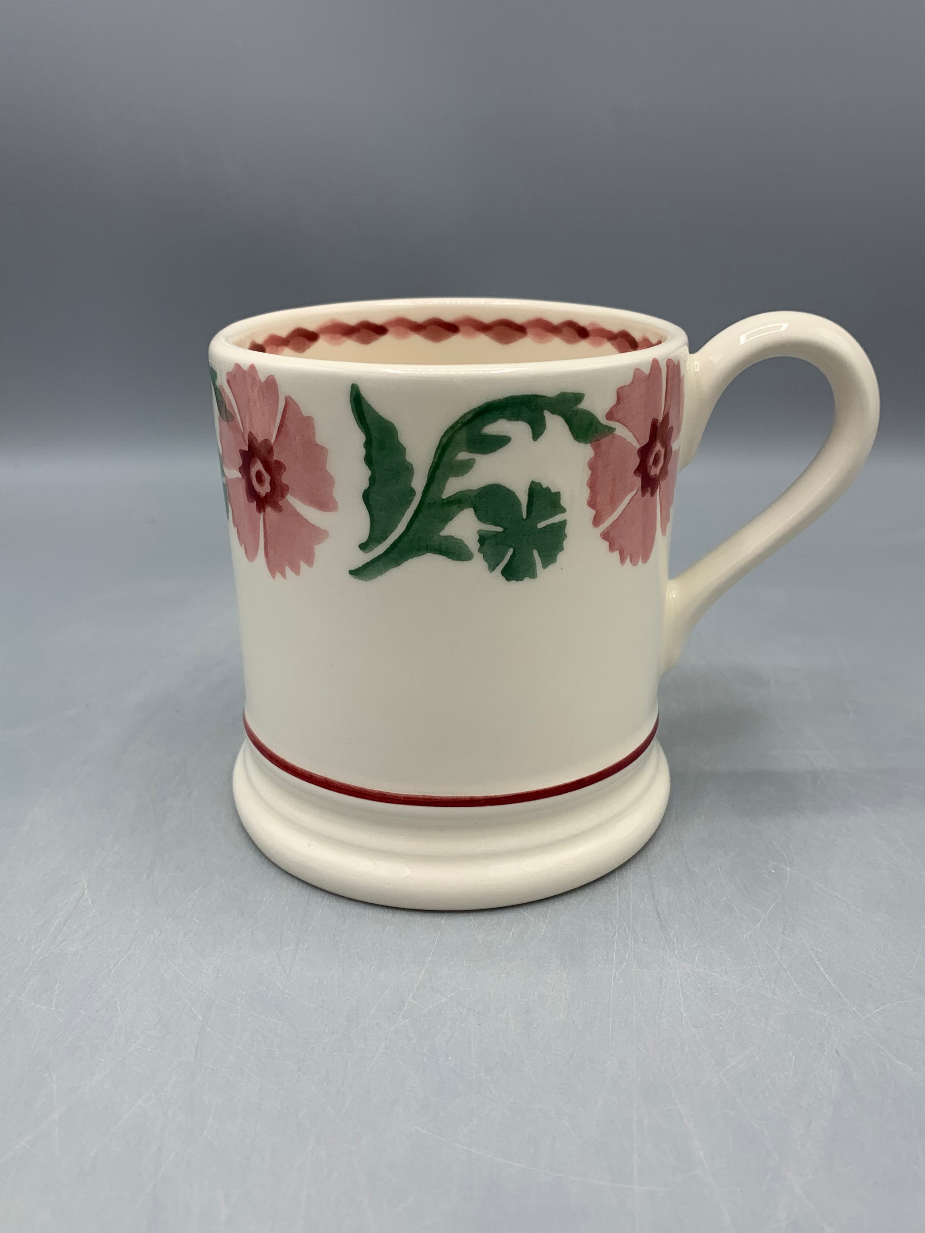 1/2 Pint Mug Pink Carnation