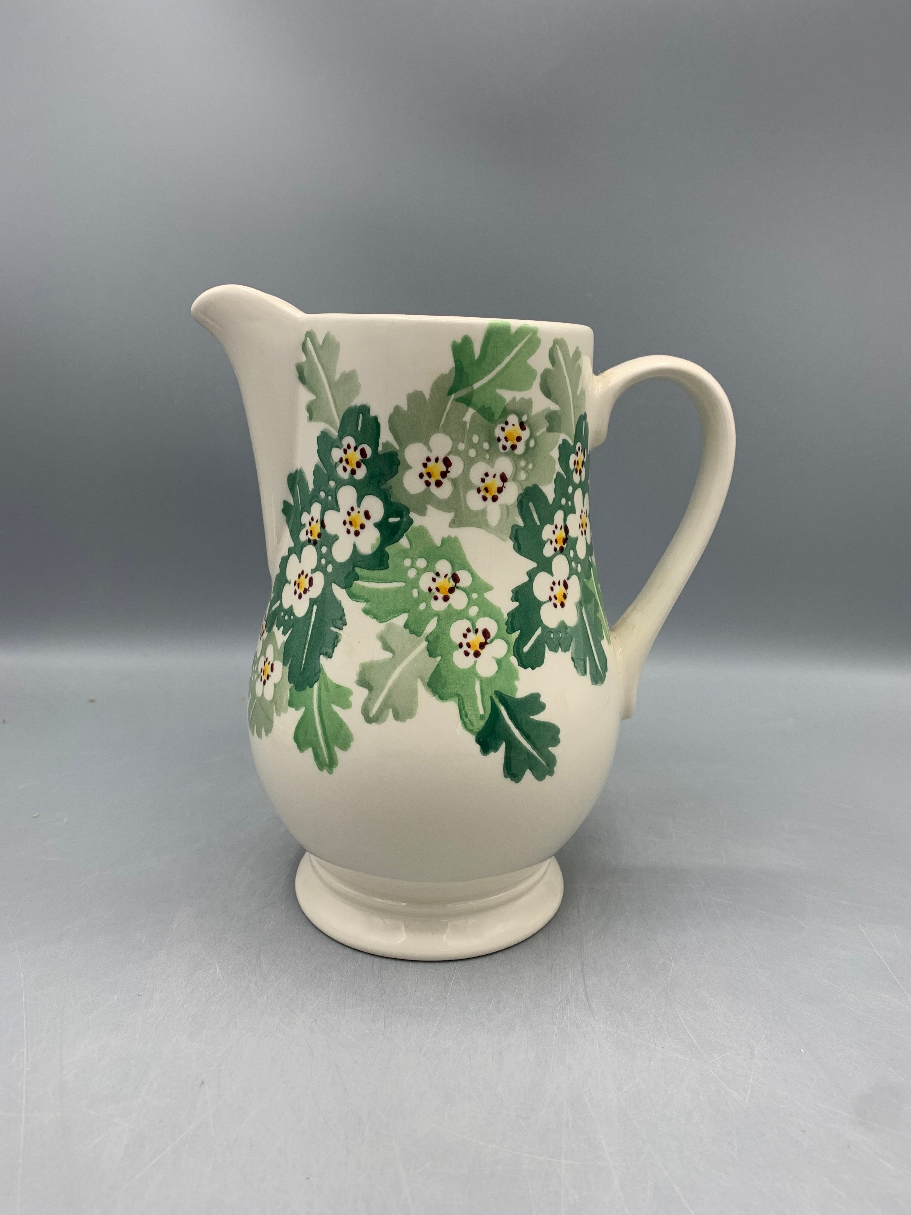 Milk Jug Hawthorn B Keus