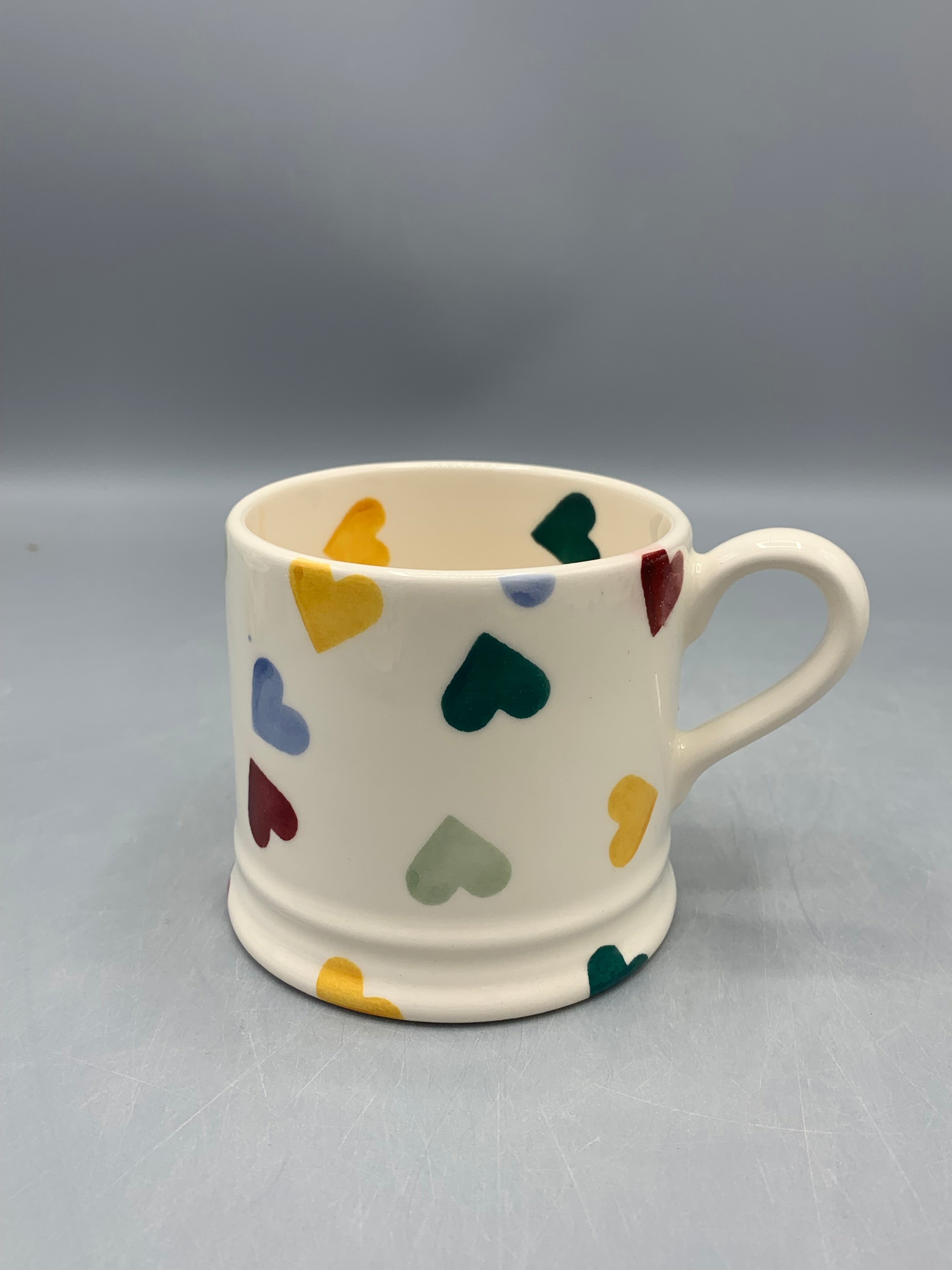 Small Mug Polka Hearts