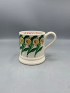 1/2 Pint Mug Daisy