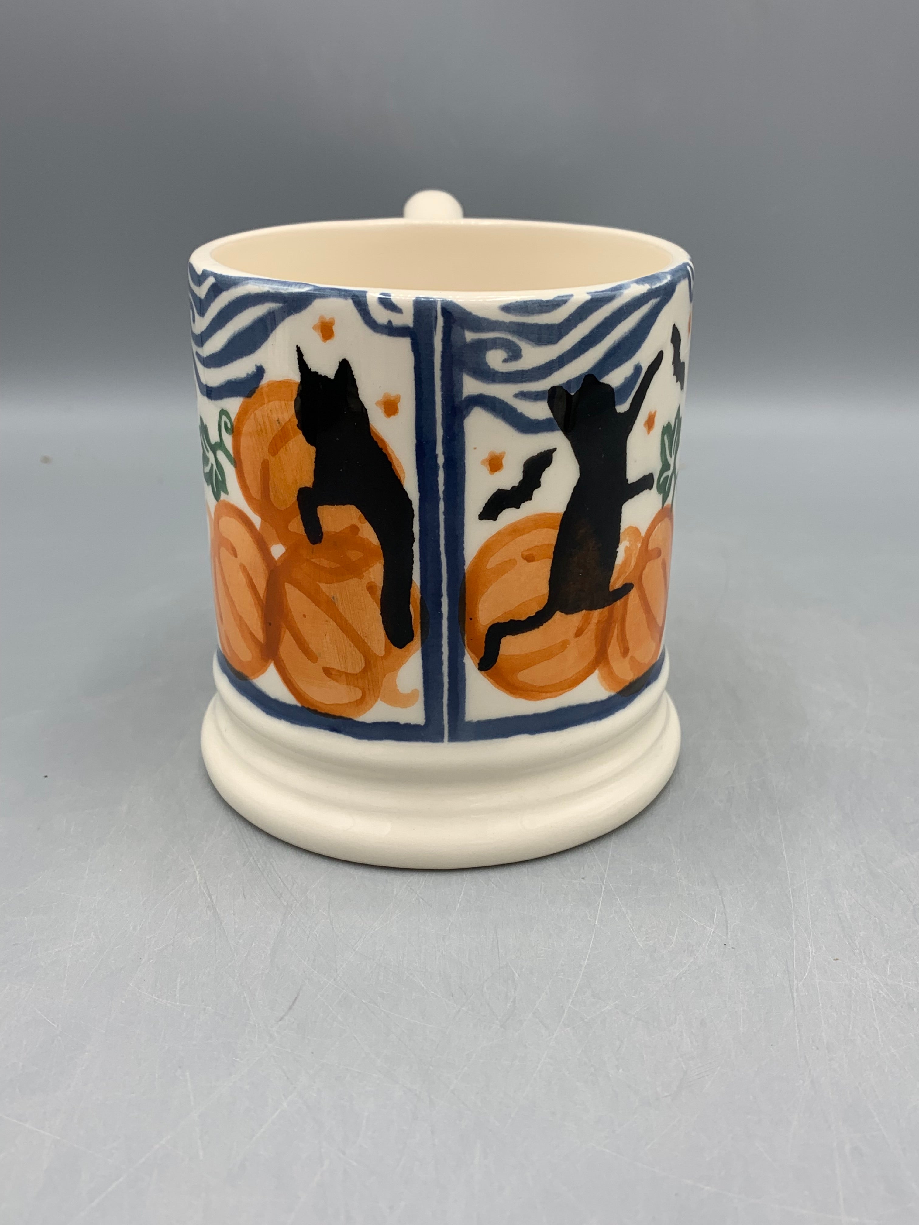 1/2 Pint Mug Cats & Pumpkins