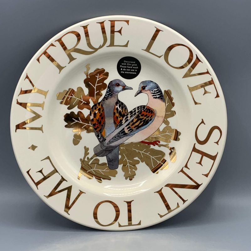 8 1/2 Inch Plate Two Turtle Doves