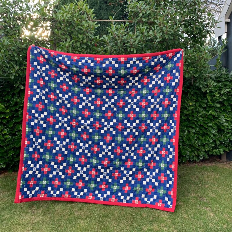 Quilted Throw 200 x 200cm Mistletoe