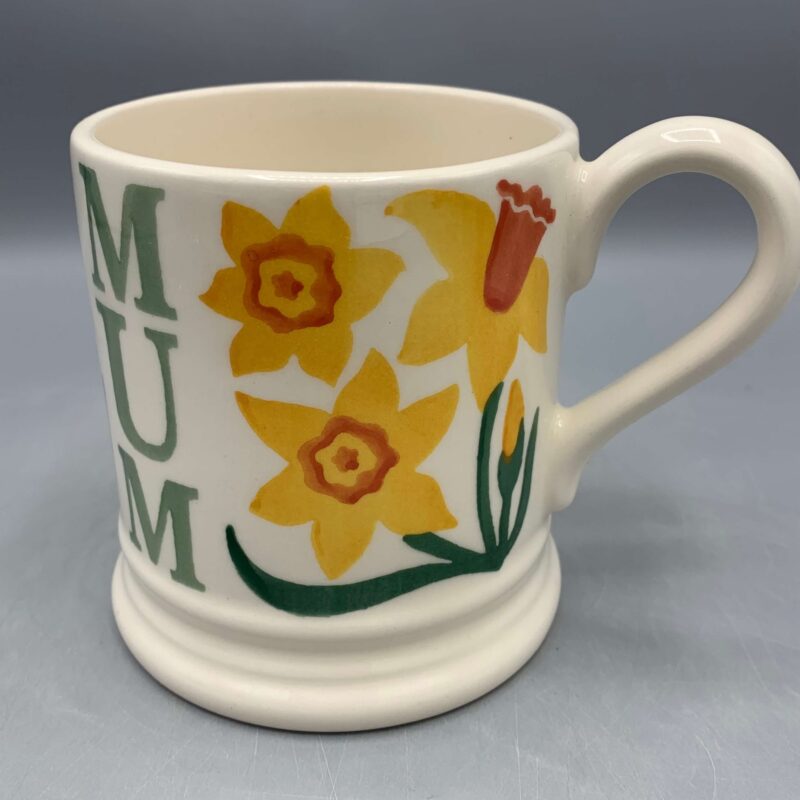 1/2 Pint Mug Daffodil Mum