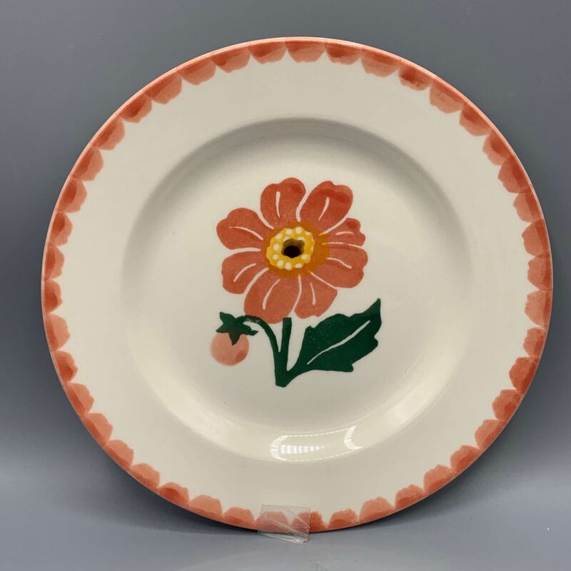 6 1/2 Inch plate Dahlia