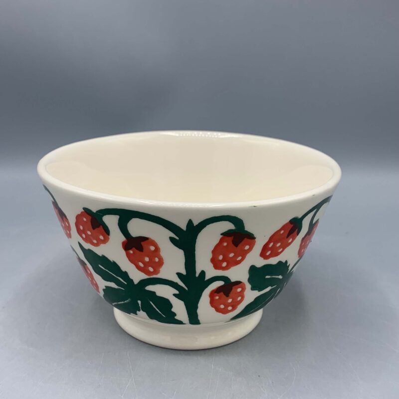 Small Old Bowl Raspberries