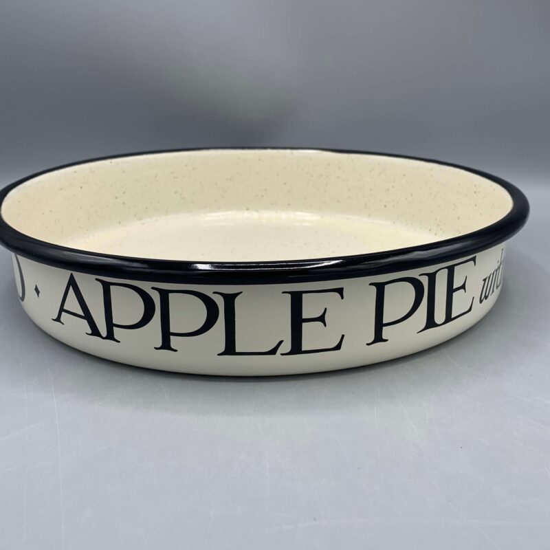 Enamel Pie Dish Sweet Black Toast