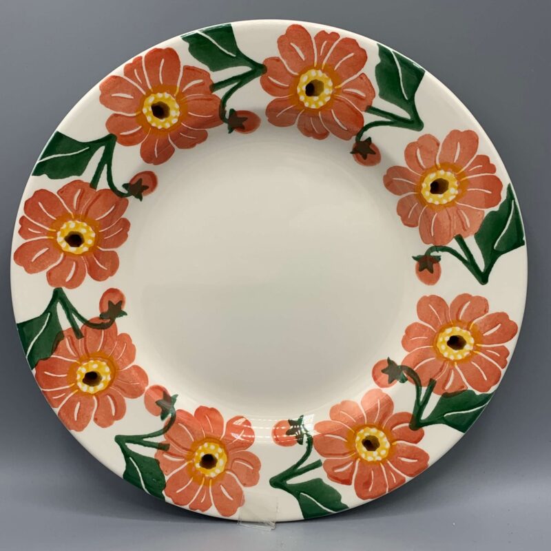 8 1/2 Inch Plate Dahlia