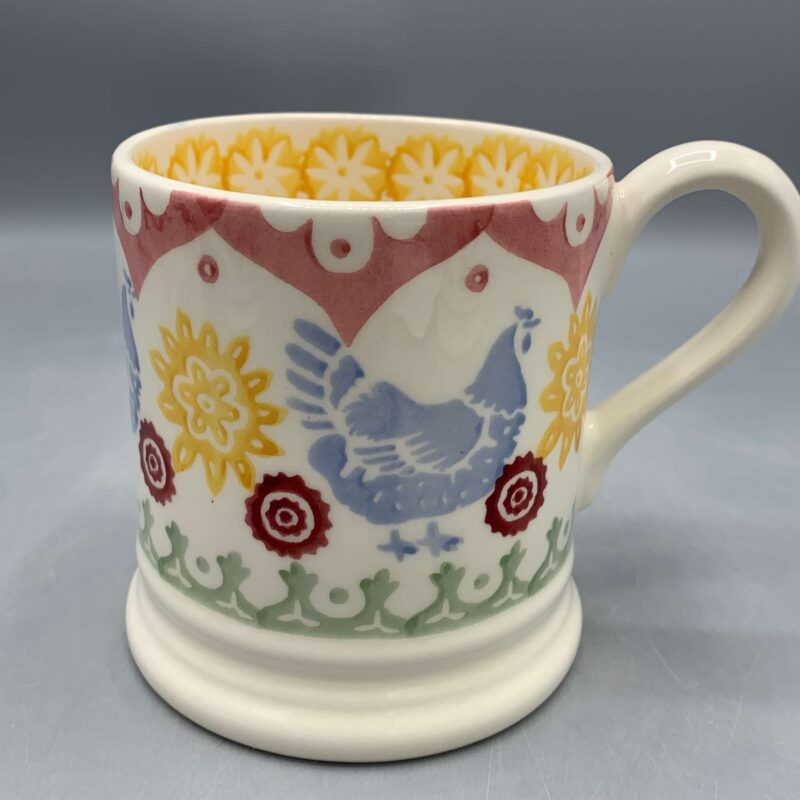 1/2 Pint Mug Hen & Border