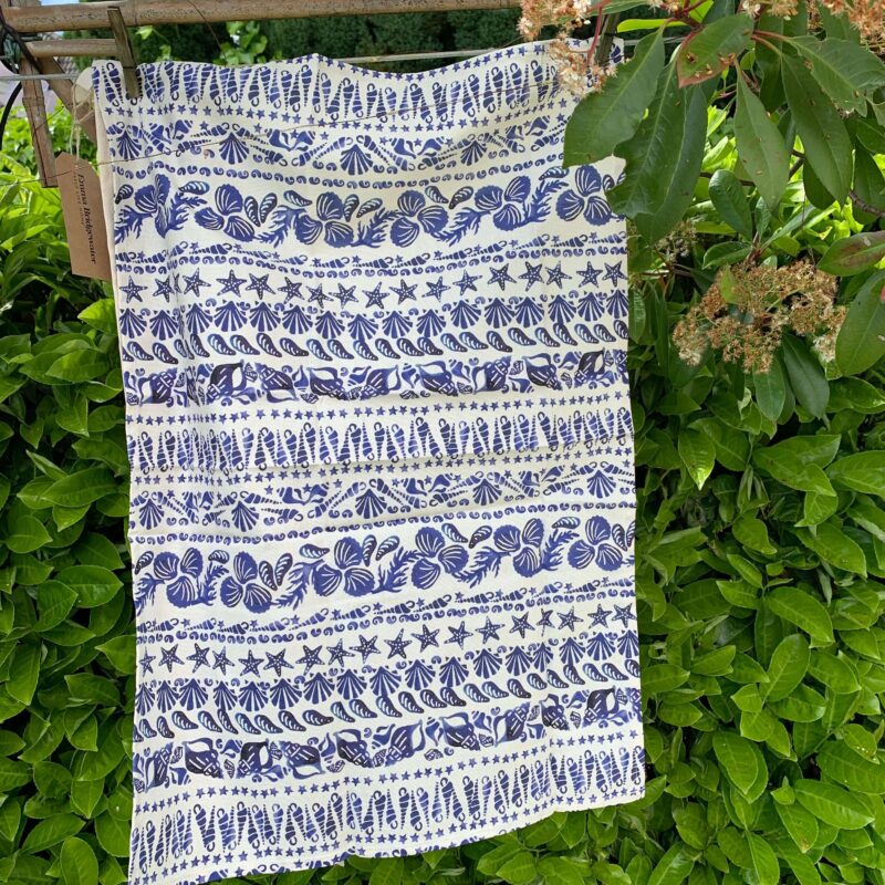 Tea Towel Blue Shells