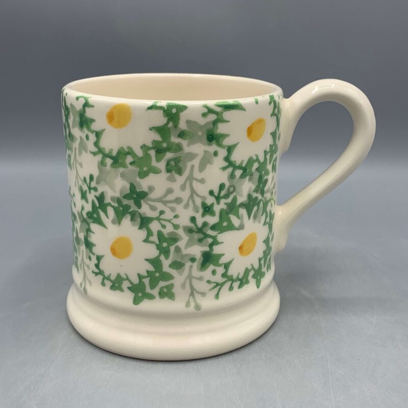 1/2 Pint Mug Green Daisy Fields