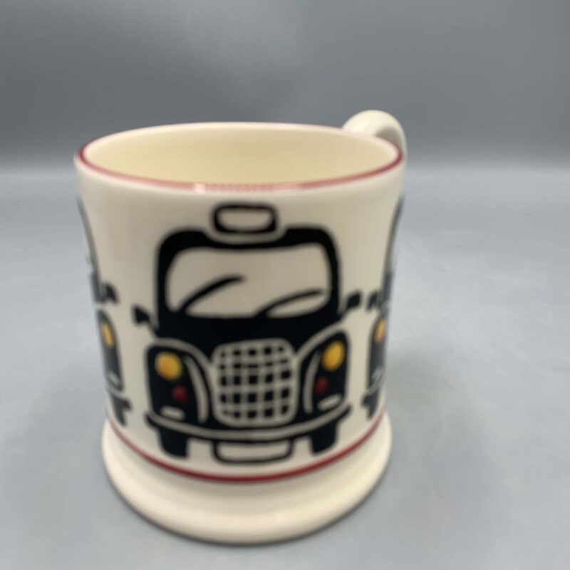 1/2 Pint Mug Black Cab
