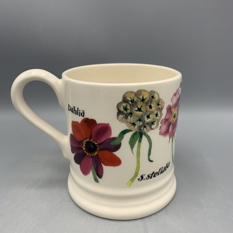 1/2 Pint Mug Autumn Flowers
