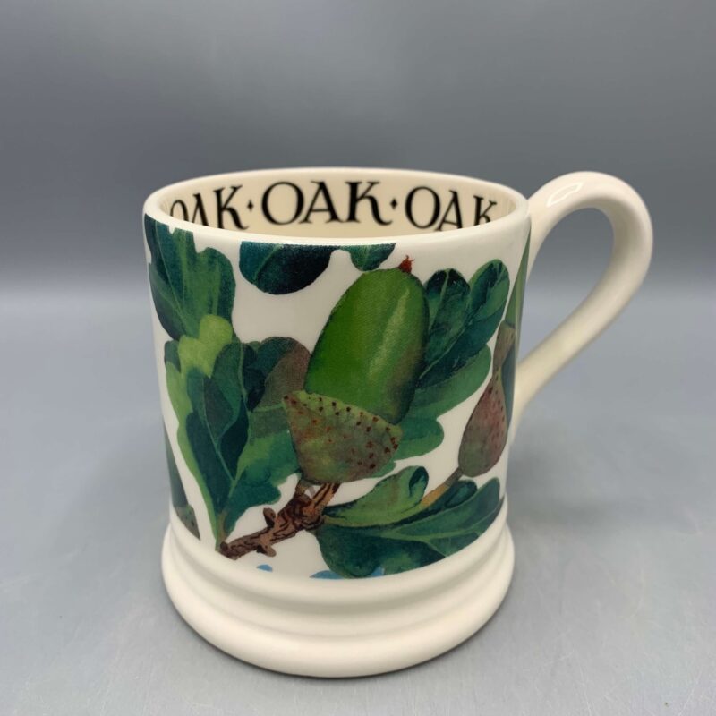 1/2 Pint Mug Trees & Leaves Acorns