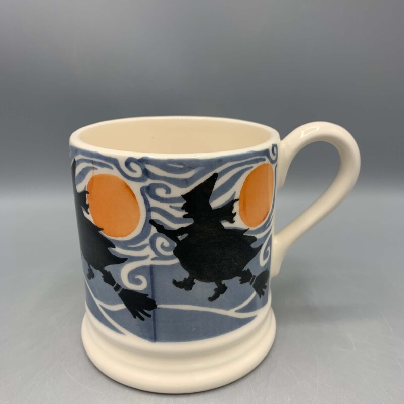 1/2 Pint Mug The Wise Witches